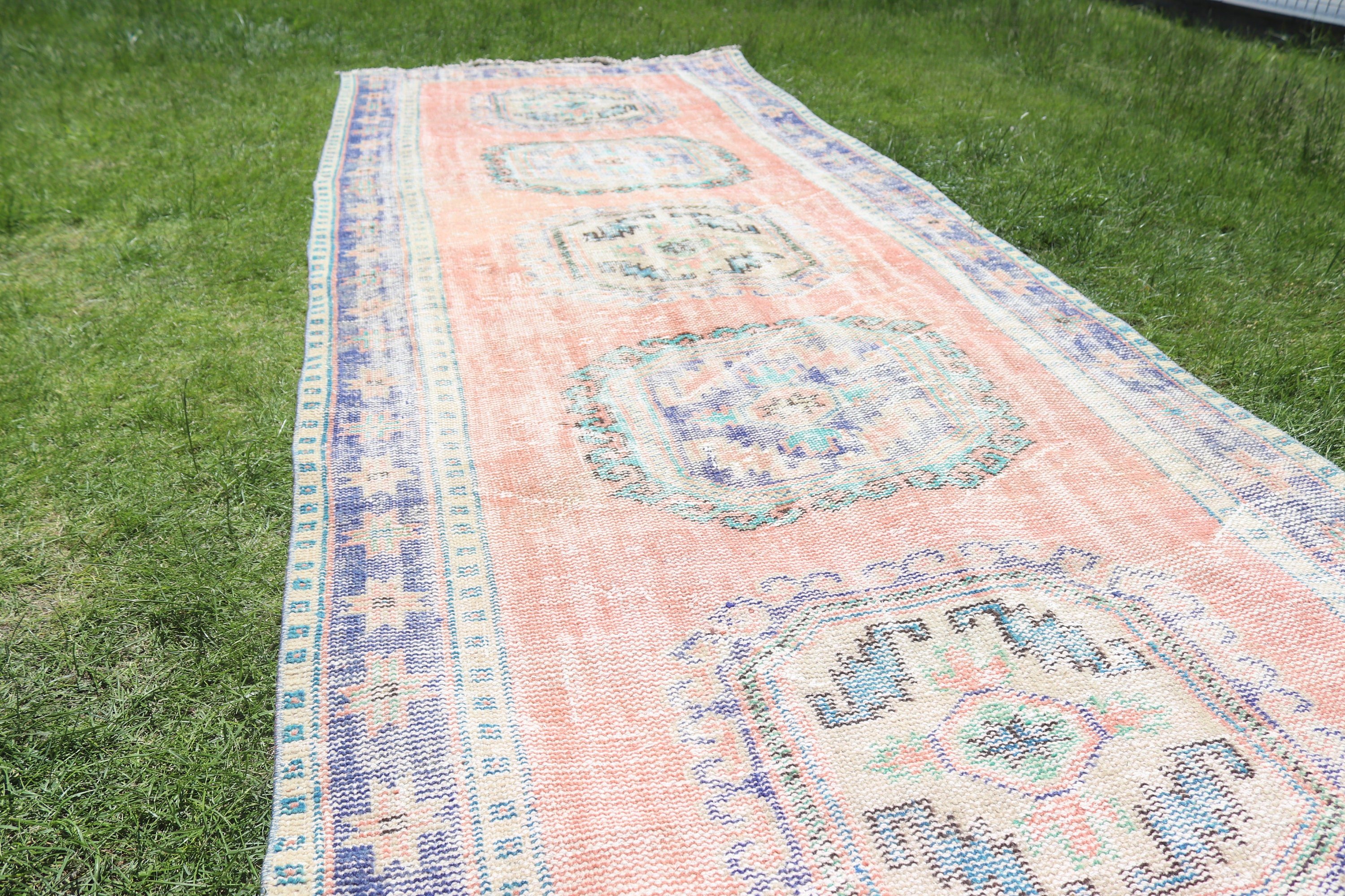 Antika Halılar, Koridor Halıları, Uzun Yolluk Halıları, Pembe Geometrik Halı, Türk Halıları, Geometrik Halılar, Vintage Halı, 4.2x12.1 ft Yolluk Halıları