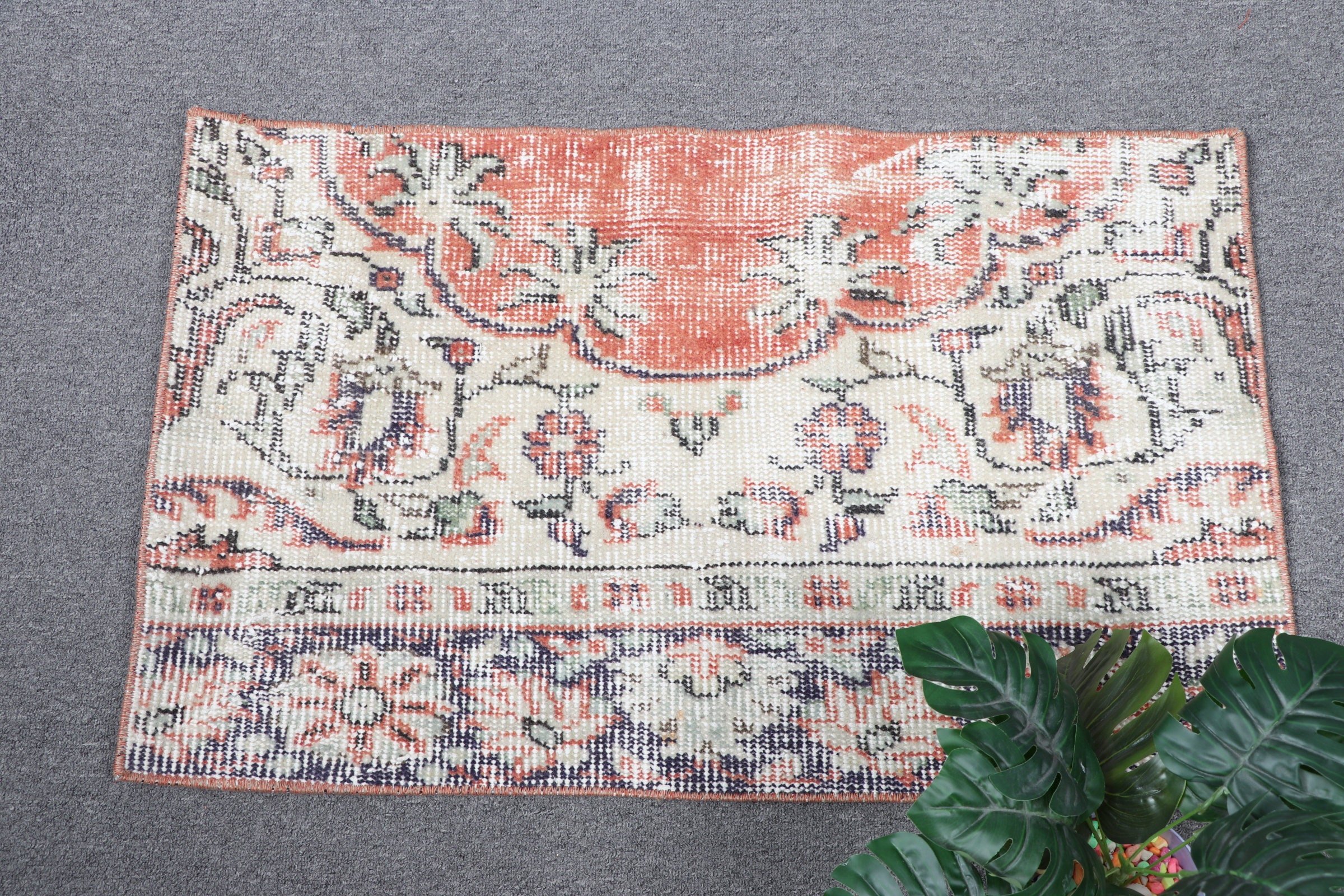 Yün Halılar, Mutfak Halısı, Turuncu Ev Dekor Halıları, Paspas Halısı, Vintage Halılar, El Dokuma Halı, Oushak Halı, 1.7x2.8 ft Küçük Halı, Türk Halısı