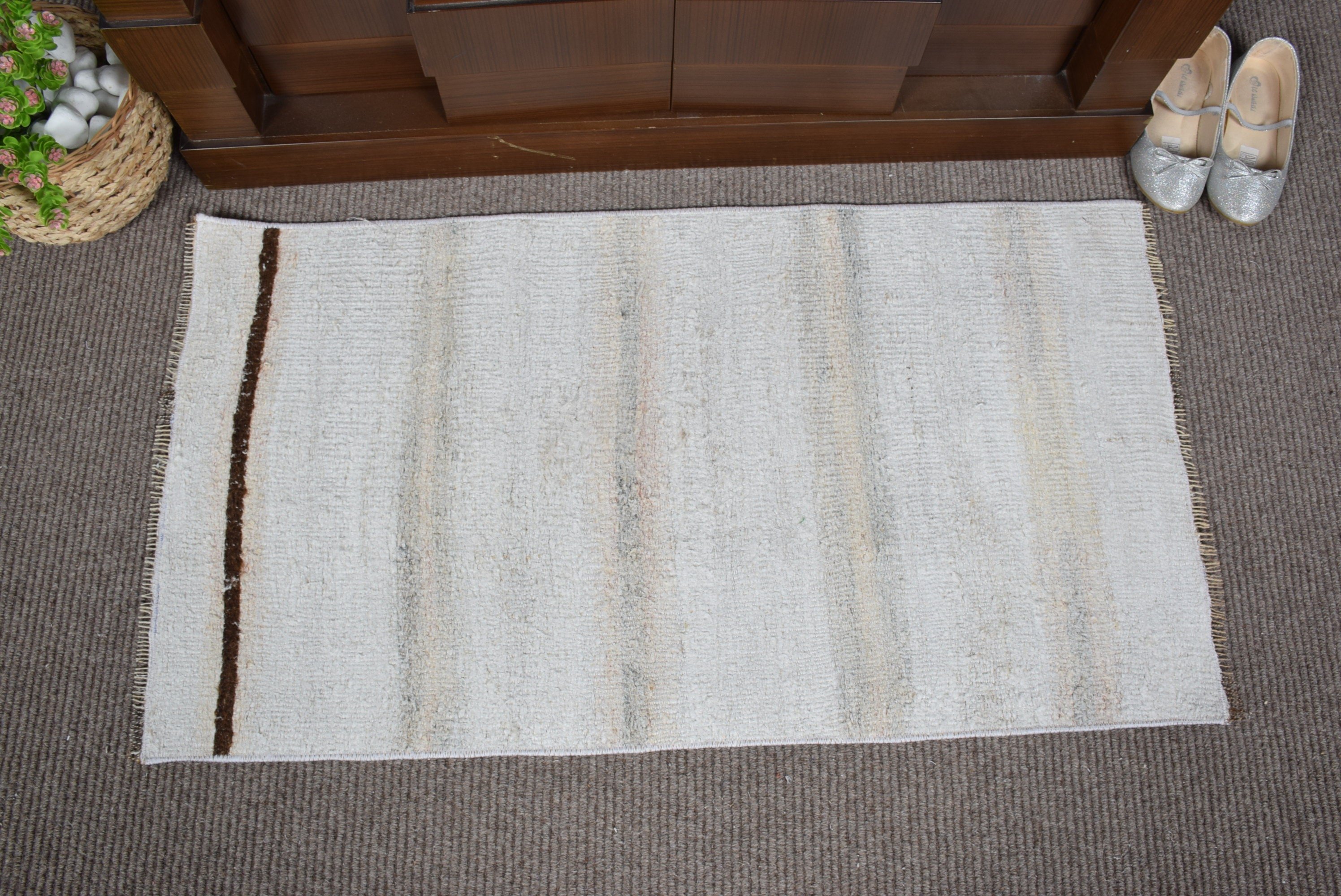 Bathroom Rug, Home Decor Rug, Vintage Rug, Natural Rugs, Door Mat Rugs, Turkish Rug, Floor Rug, 1.8x3.3 ft Small Rug, Beige Bedroom Rug