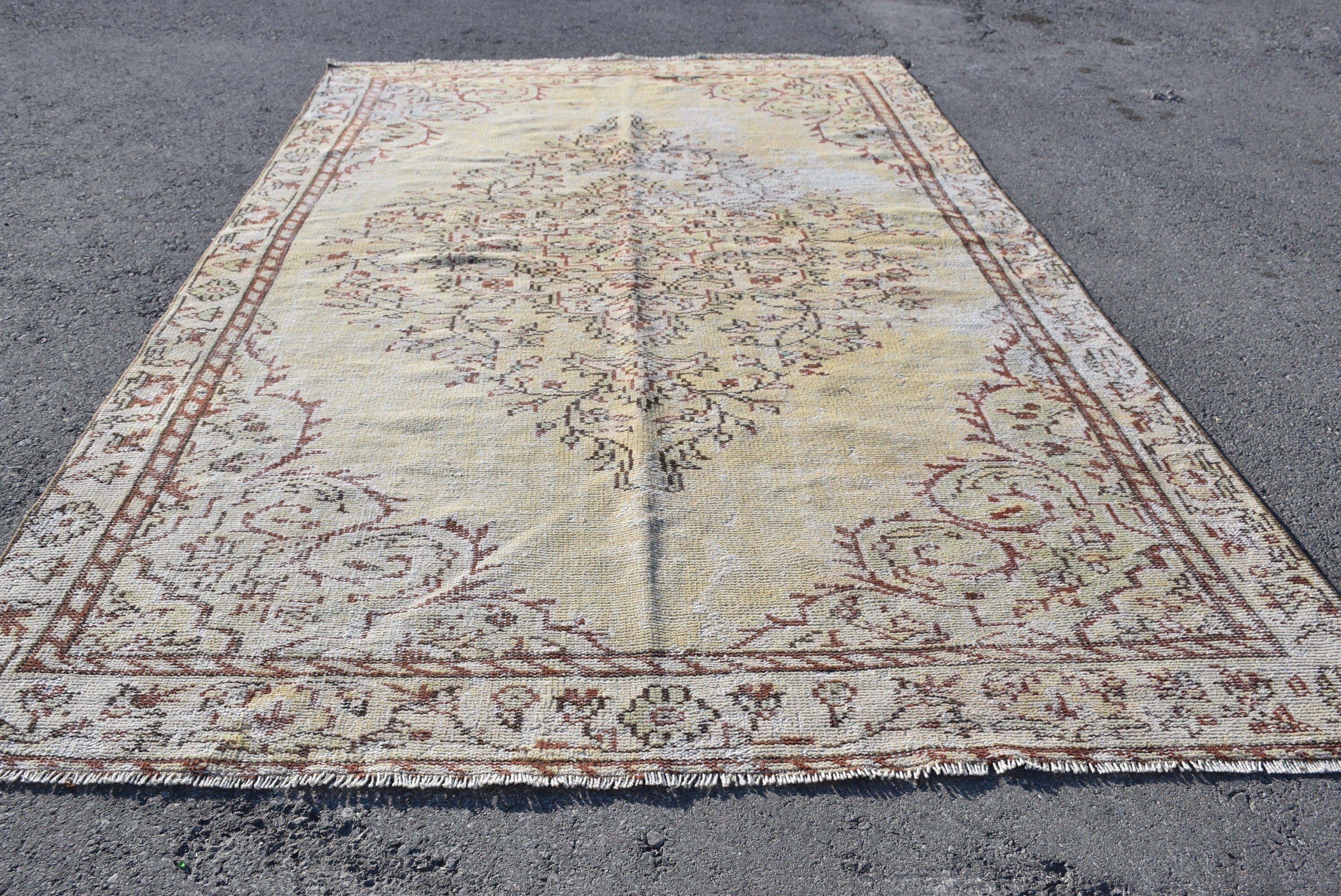 Sarı Yatak Odası Halısı, Anadolu Halısı, Ev Dekorasyonu Halısı, Yemek Odası Halısı, 5.8x9.4 ft Büyük Halı, Vintage Halı, Oturma Odası Halısı, Türk Halıları