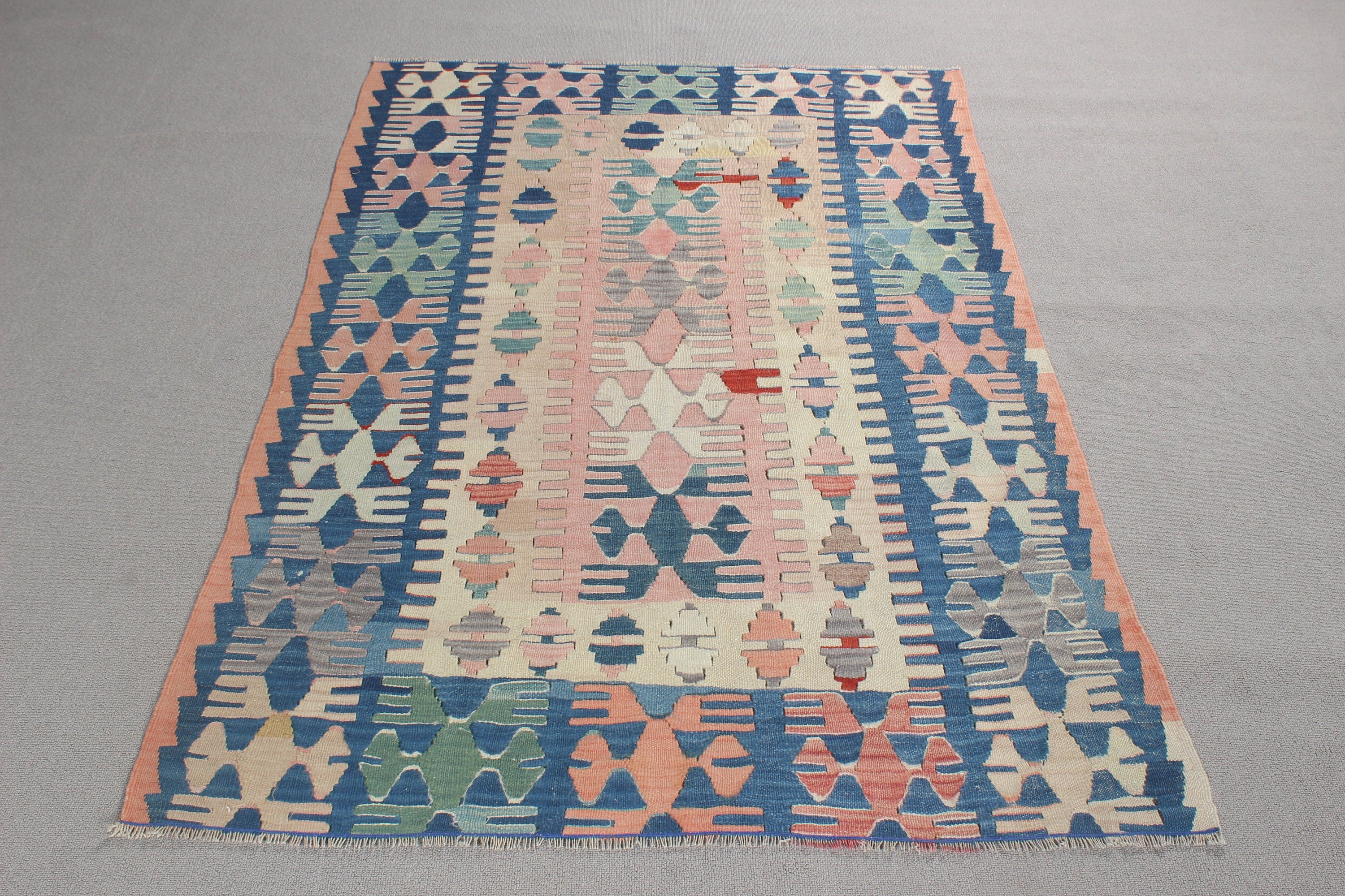 Entry Rug, Vintage Rug, Blue Bedroom Rug, 3.8x5.3 ft Accent Rug, Luxury Rugs, Kitchen Rug, Kilim, Turkish Rugs, Vintage Accent Rug