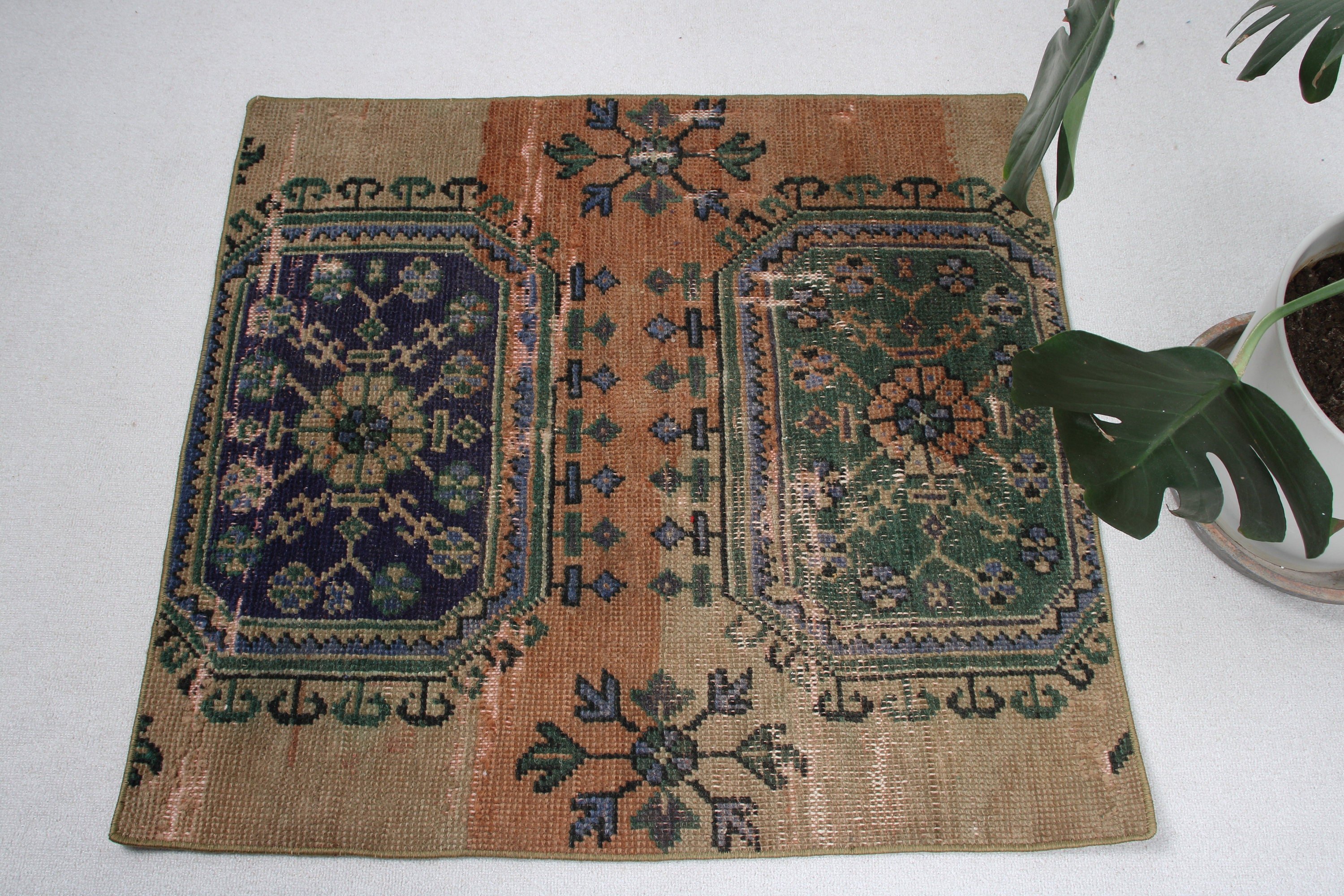 Araba Mat Halısı, 2.9x3.1 ft Küçük Halı, Mutfak Halısı, Sevimli Halılar, Ev Dekorasyonu Halısı, Turuncu Fas Halıları, Vintage Halı, Türk Halısı