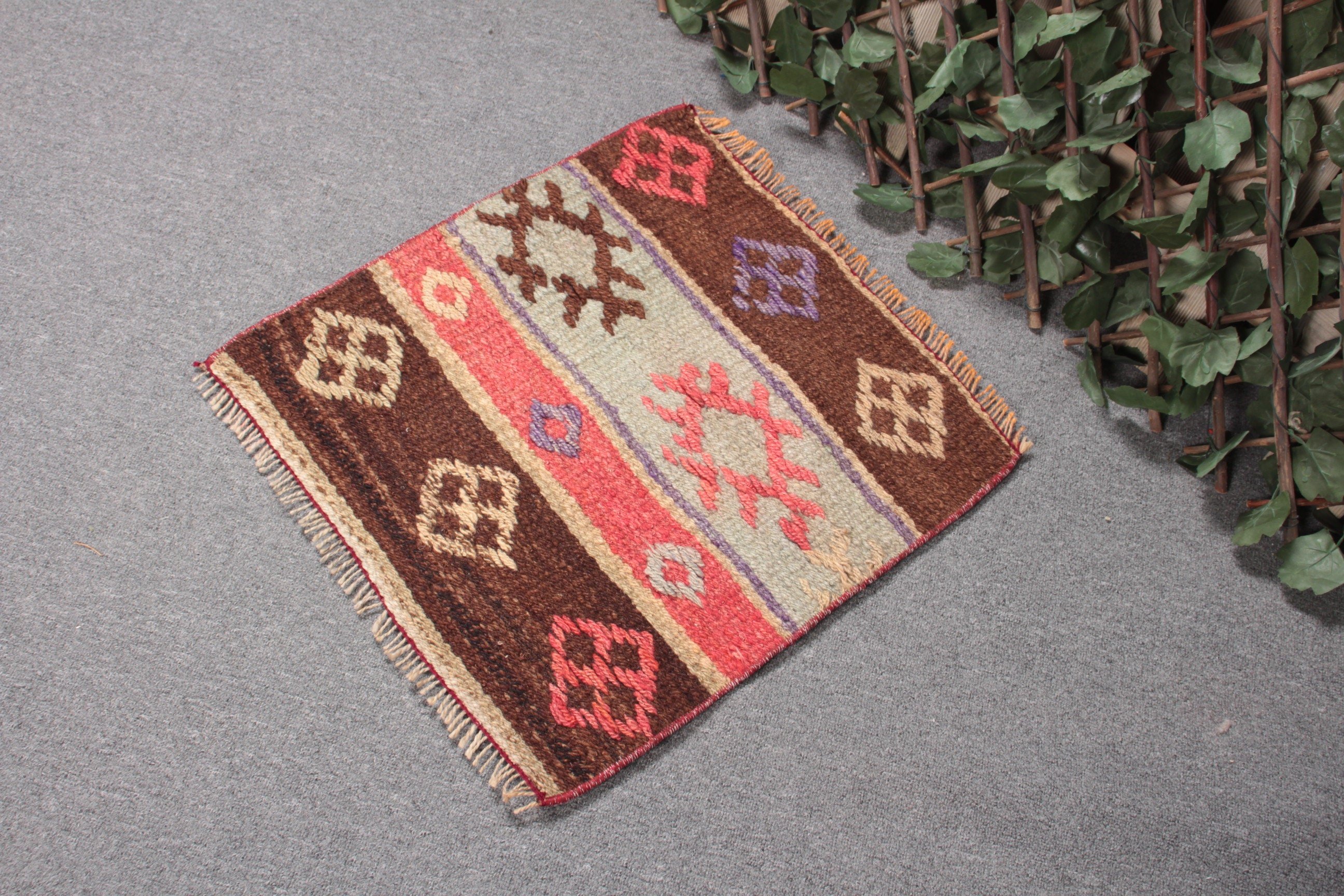 1.7x1.8 ft Küçük Halılar, Türk Halısı, Küçük Boho Halısı, Yer Halısı, Kilim, Kahverengi Nötr Halı, Bildiri Halısı, Banyo Halısı, Vintage Halılar