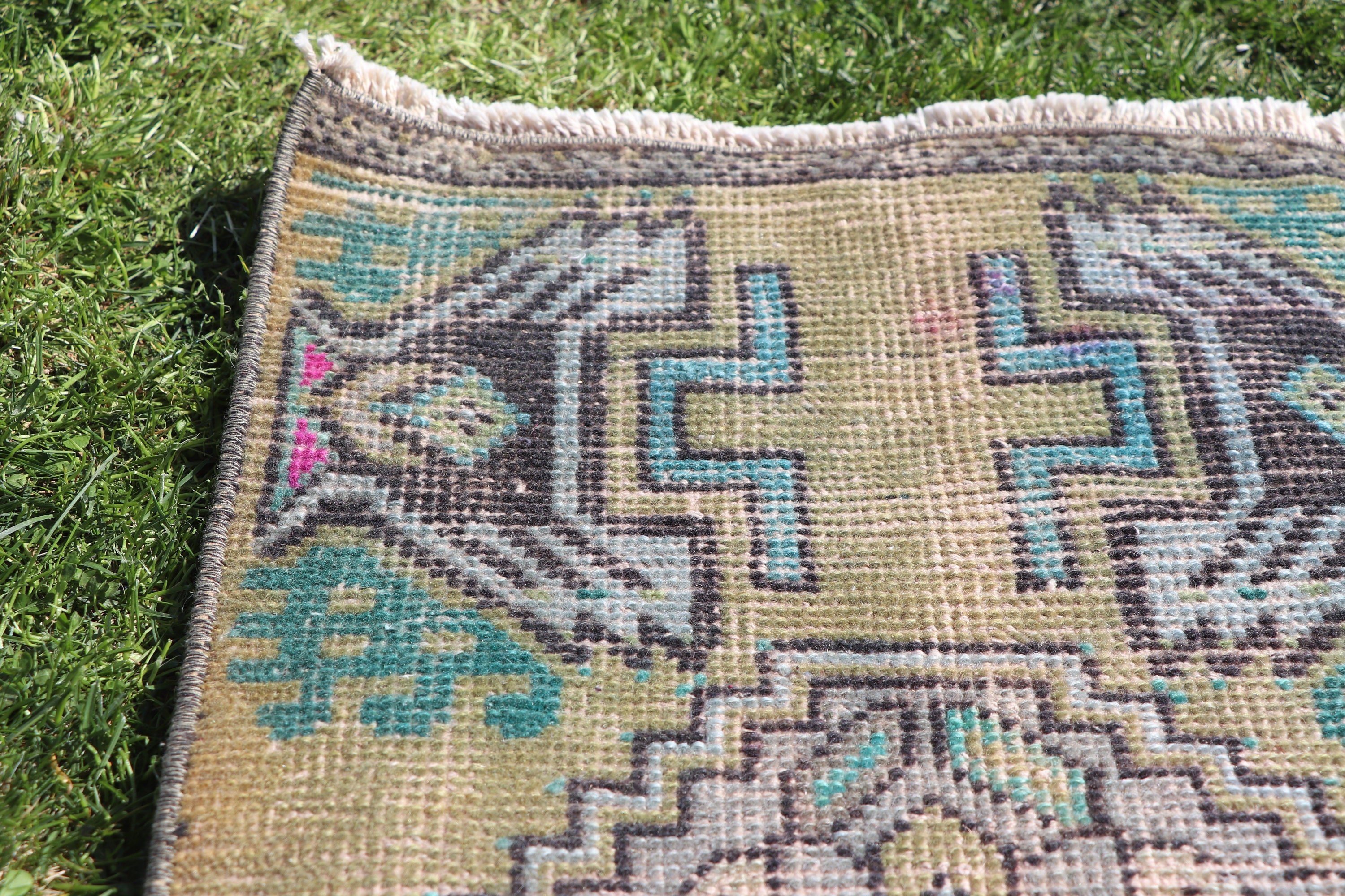 Yeşil Fas Halısı, 1.3x3 ft Küçük Halı, Banyo Halıları, Türk Halıları, Boho Halıları, Vintage Halılar, Mutfak Halıları, Yatak Odası Halıları, Mutfak Halıları