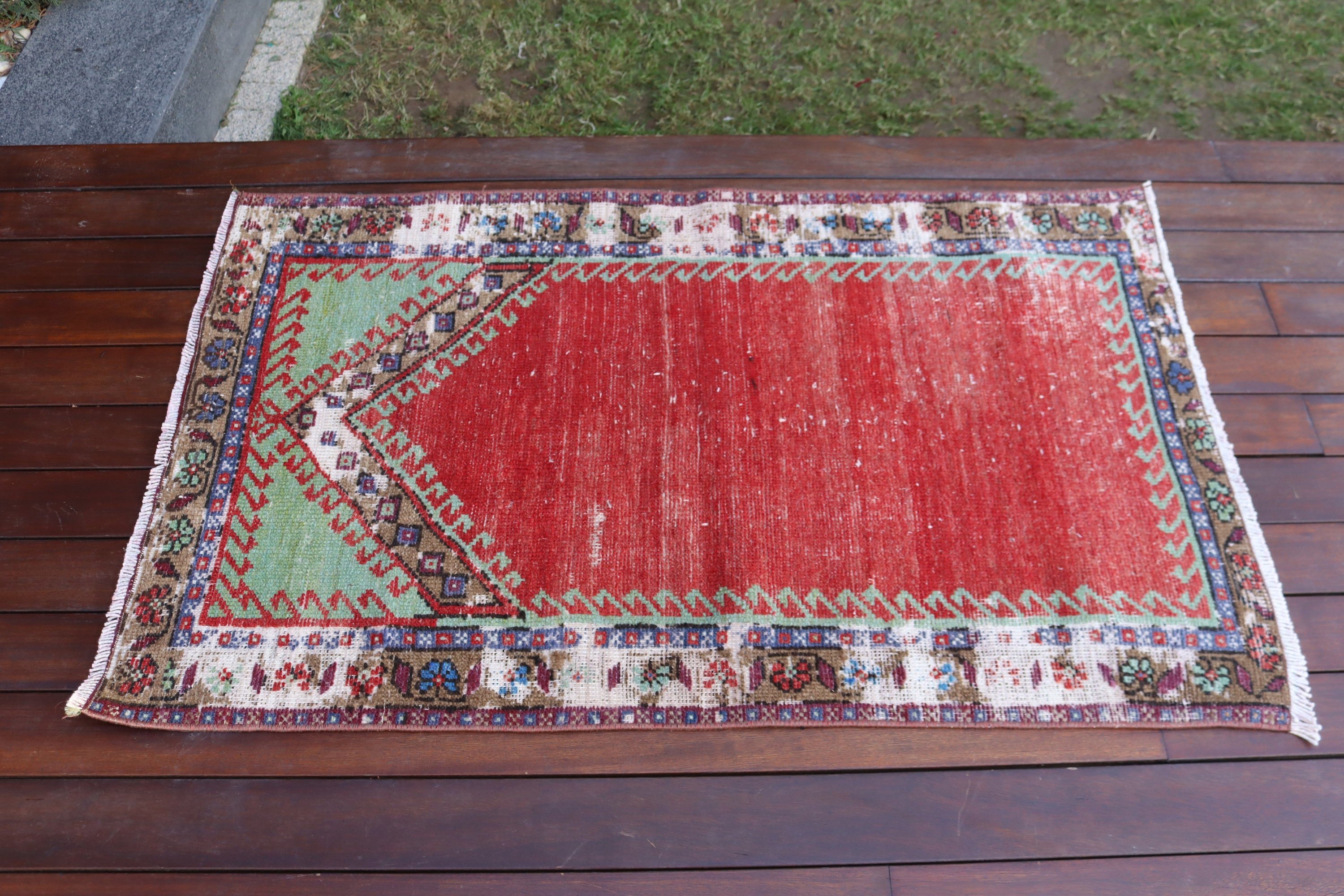 Küçük Vintage Halılar, 4.1x2.5 ft Küçük Halı, Türk Halısı, Kırmızı Ev Dekorasyonu Halısı, Yün Halılar, Vintage Halılar, Modern Halılar, Lüks Halı, Mutfak Halısı