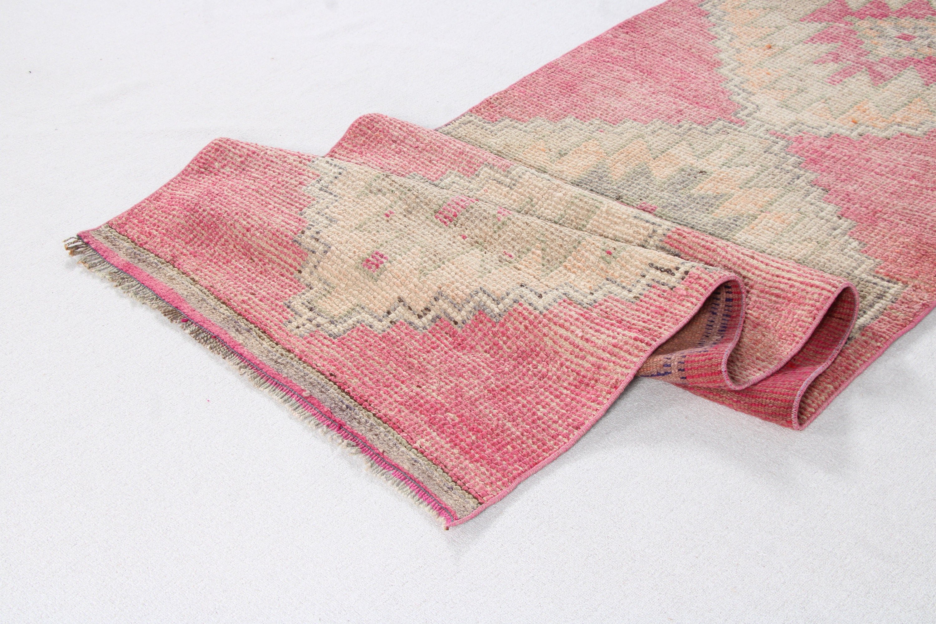 Mutfak Halıları, Merdiven Halısı, Vintage Halılar, Boho Halısı, Pembe Oushak Halısı, Anadolu Halıları, 3x10.4 ft Runner Halısı, Türk Halıları