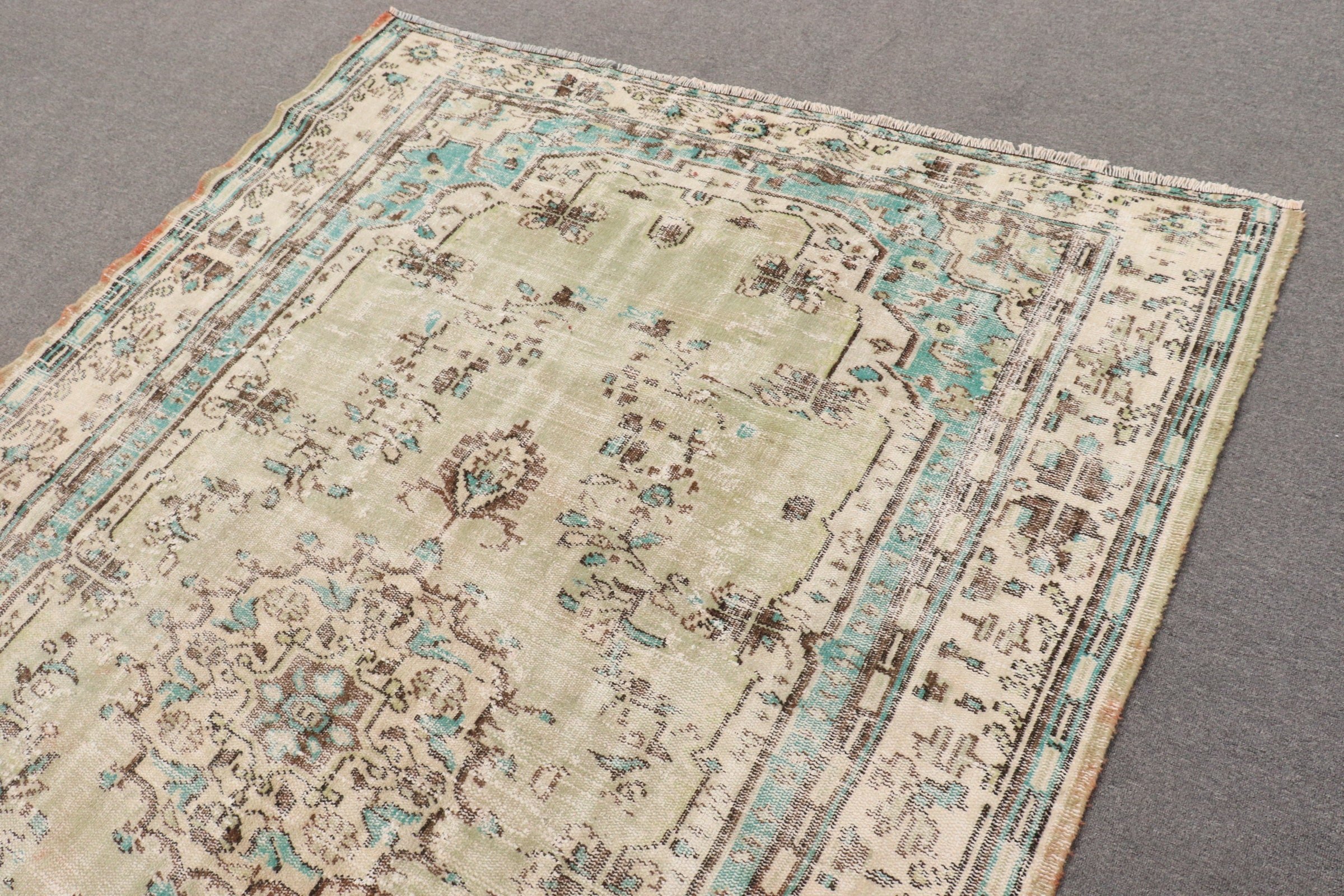 Living Room Rug, Vintage Rug, Bedroom Rugs, 6.2x8.7 ft Large Rug, Kitchen Rugs, Wool Rugs, Rugs for Salon, Green Oushak Rug, Turkish Rug