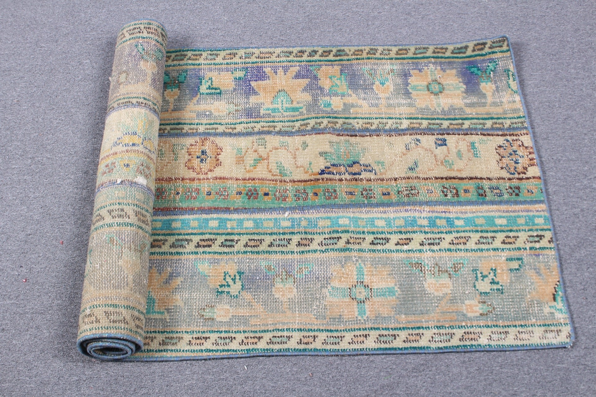 Harika Halılar, Yeşil Antika Halı, Türk Halısı, 2,3x6,3 ft Koşucu Halıları, Merdiven Halısı, Koridor Halıları, Vintage Halılar, Koşucu Halıları