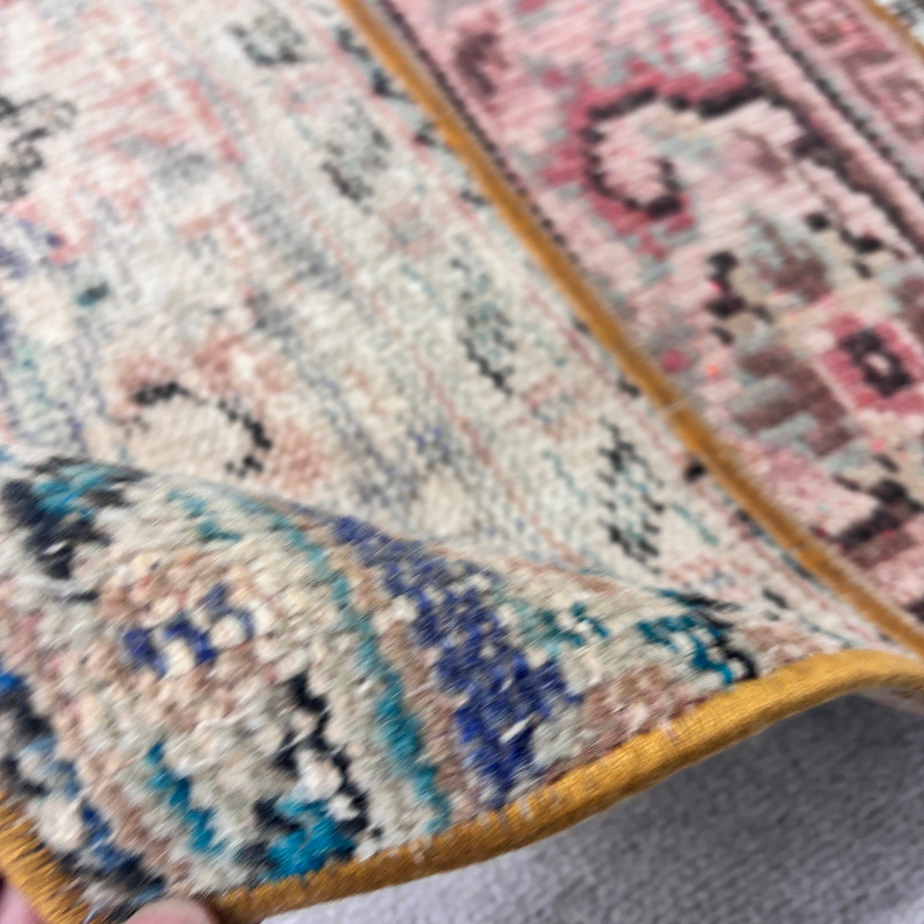 Vintage Halı, 2.1x3.9 ft Küçük Halı, Organik Halı, Türk Halıları, Antika Halılar, Küçük Alan Halıları, Küçük Boho Halıları, Kırmızı Modern Halı, Boho Halıları