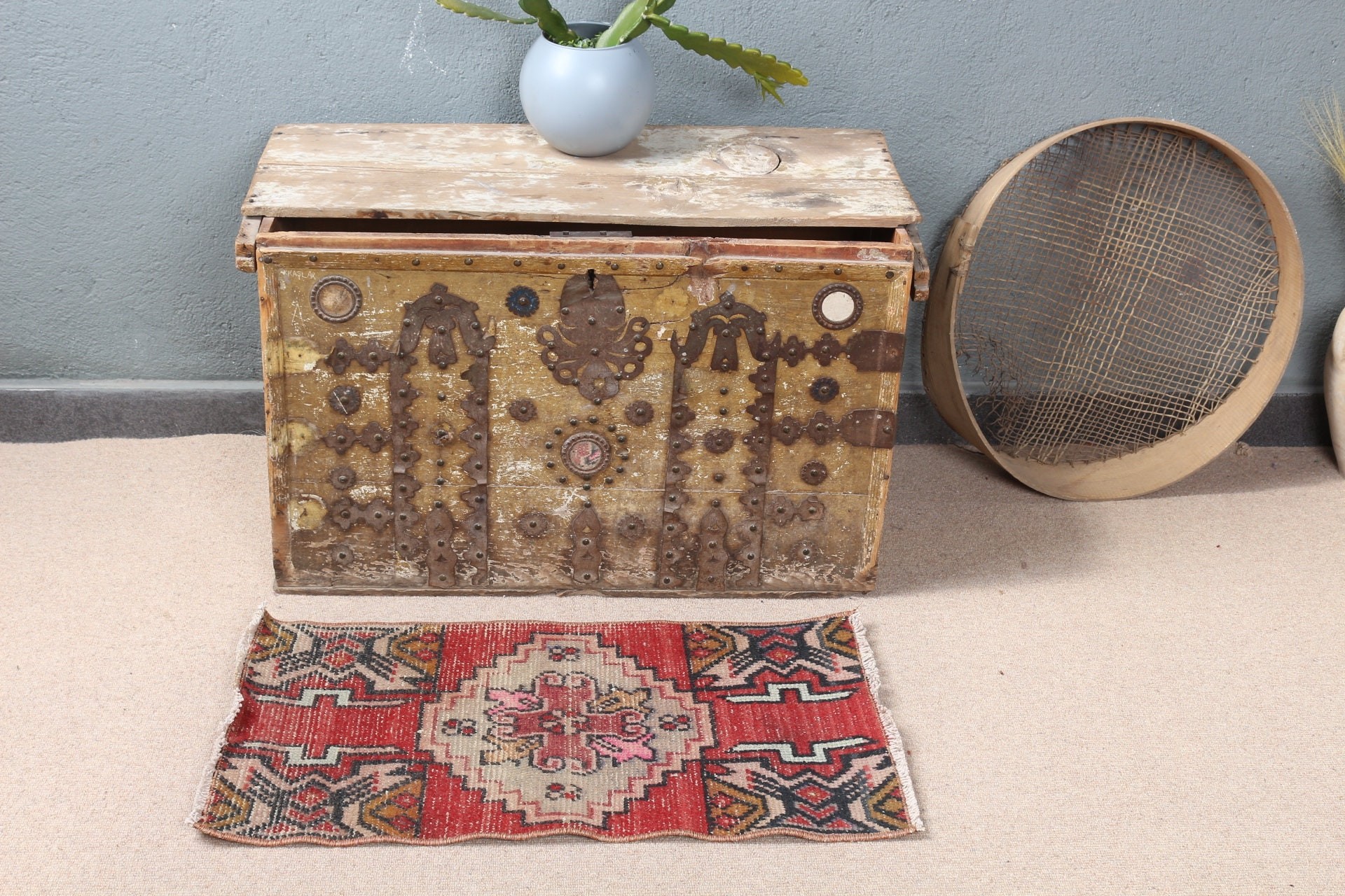 Antique Rug, Bath Rugs, Red Moroccan Rug, Art Rug, Entry Rug, Turkish Rug, 1.4x2.5 ft Small Rug, Rugs for Car Mat, Vintage Rug, Floor Rug