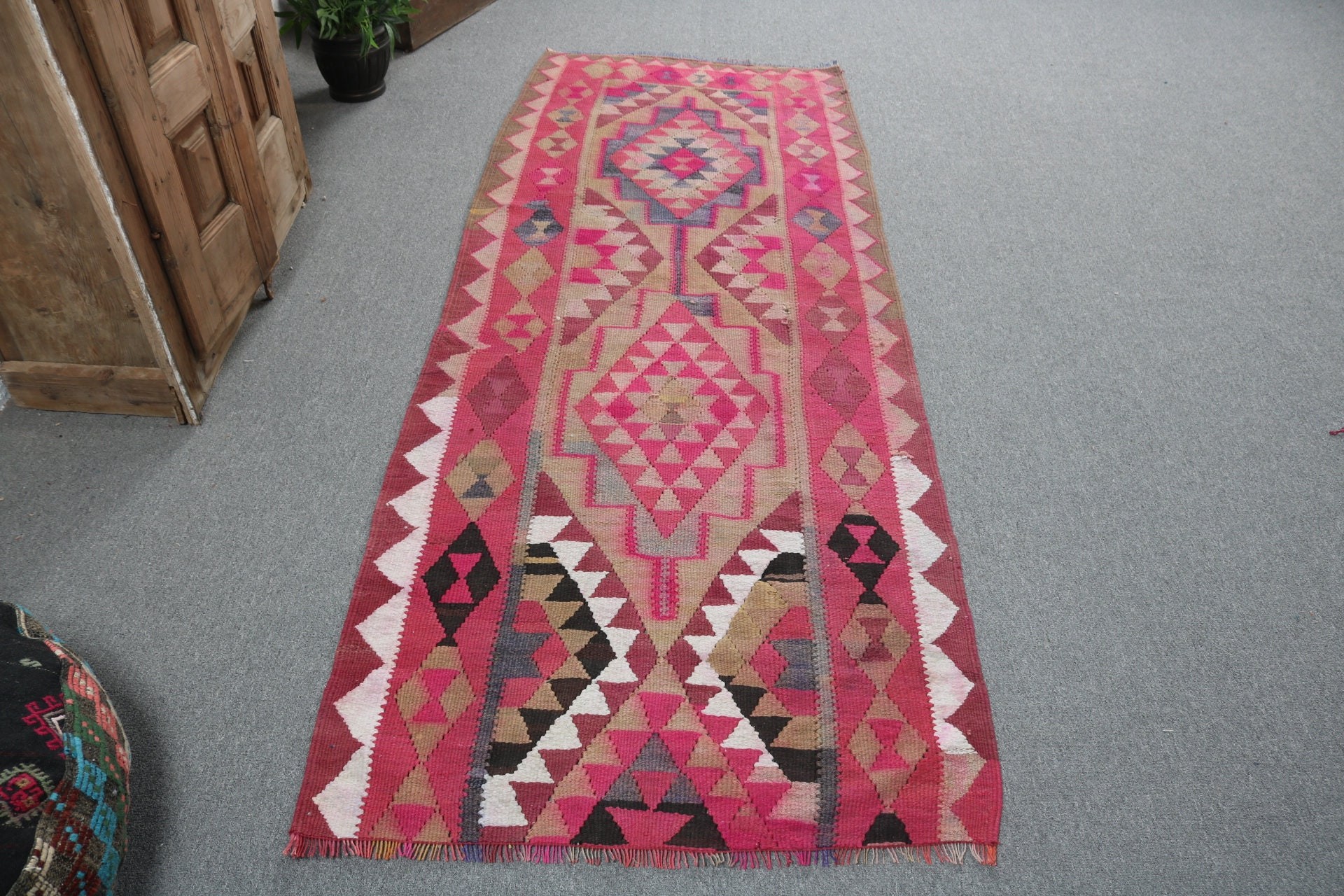 Lüks Halılar, Türk Halısı, Vintage Halı, Nötr Halı, Pembe Nötr Halılar, Aztek Halısı, Merdiven Halıları, Vintage Runner Halısı, 3x8,1 ft Runner Halıları