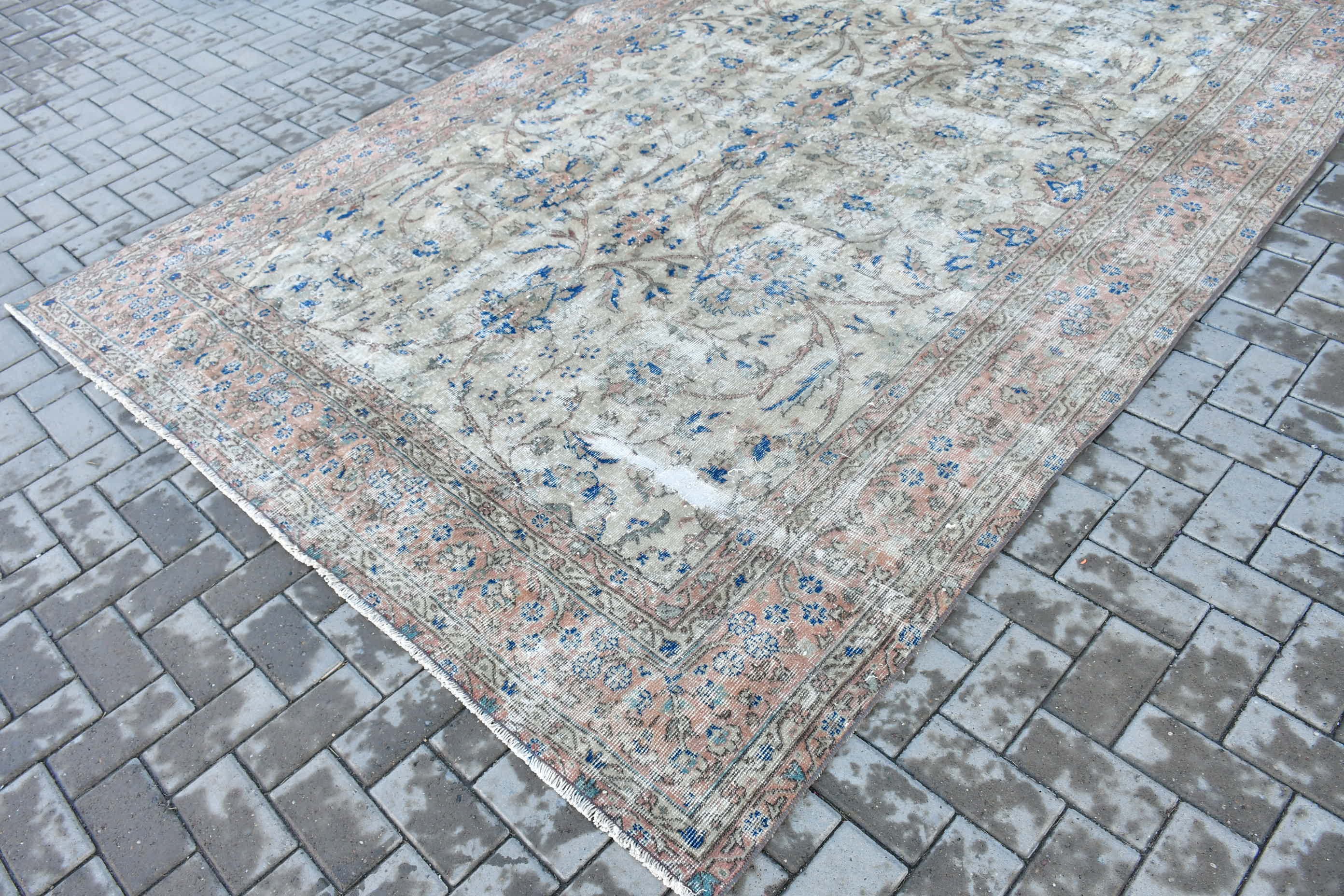 Oriental Rug, Turkish Rug, Beige Home Decor Rugs, Vintage Rug, Muted Rug, 7x10.5 ft Oversize Rug, Saloon Rug, Dining Room Rug, Moroccan Rug