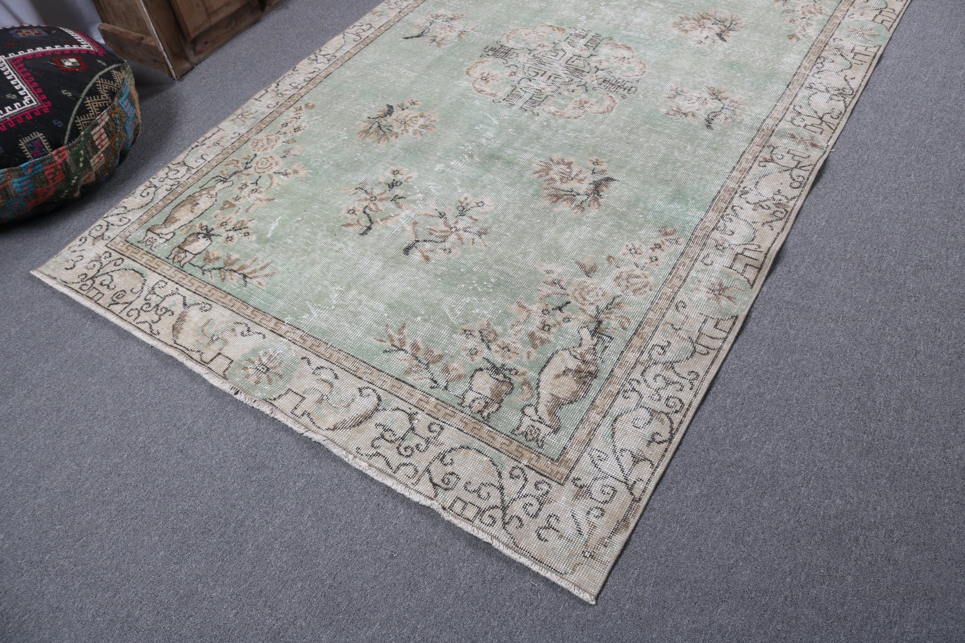 5x8.5 ft Large Rugs, Bedroom Rugs, Turkish Rug, Salon Rugs, Green Oushak Rug, Vintage Rugs, Neutral Rugs, Dining Room Rug, Luxury Rugs