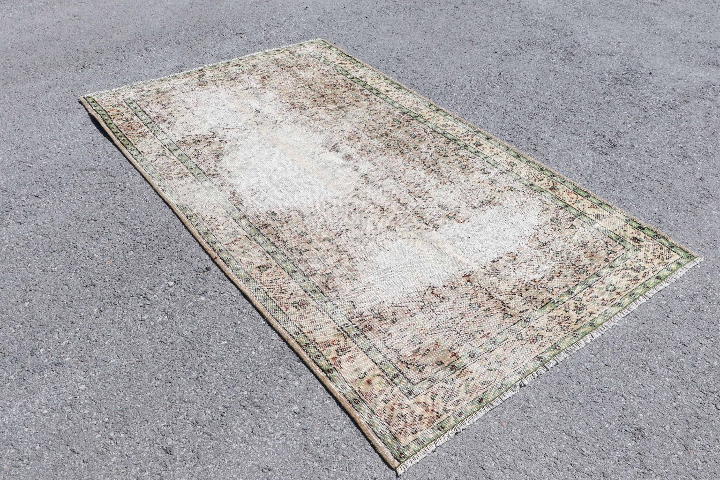 Moroccan Rug, Bedroom Rug, 5x8.7 ft Large Rug, Vintage Rug, Turkish Rugs, Salon Rug, Beige Home Decor Rug, Muted Rug, Dining Room Rug