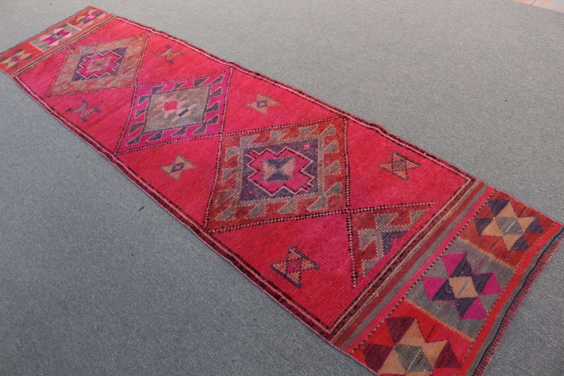 Koridor Halısı, Vintage Halılar, 2.5x10.2 ft Runner Halısı, Eski Halılar, Türk Halısı, Ev Dekor Halıları, Pembe Mutfak Halısı, Mutfak Halıları, Antika Halı