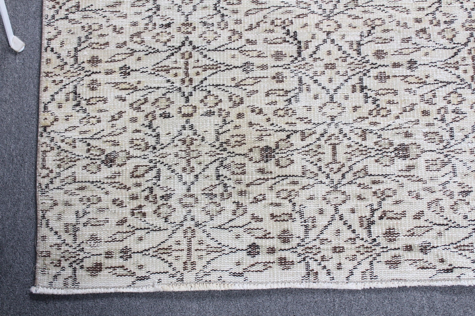 Bedroom Rug, Living Room Rug, Moroccan Rug, Vintage Rug, Turkish Rug, Oushak Rug, Beige Oushak Rug, Custom Rugs, 5x8.2 ft Large Rugs