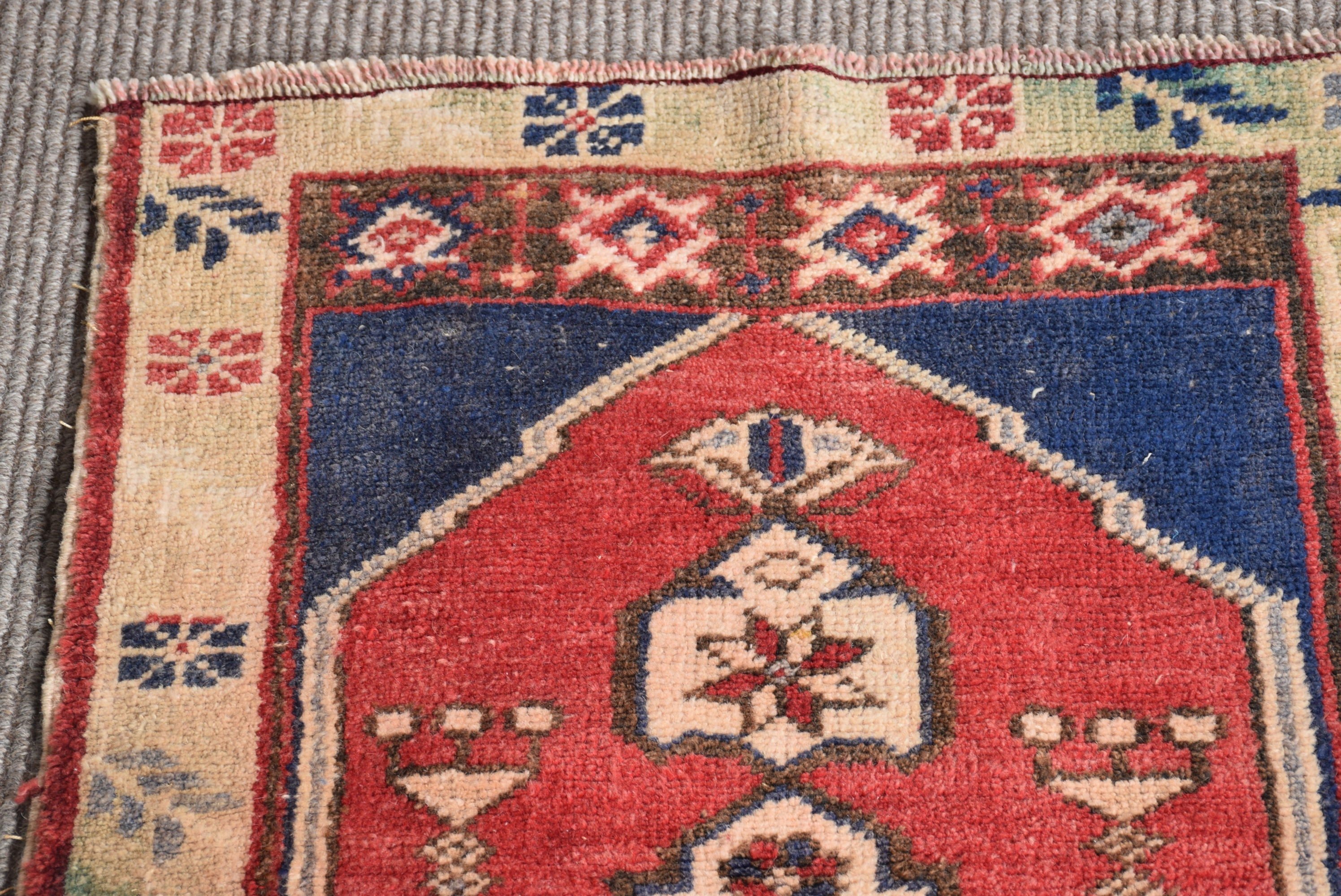 1.9x3.5 ft Small Rug, Art Rug, Wool Rugs, Bathroom Rugs, Red Wool Rugs, Turkish Rug, Rugs for Bath, Home Decor Rug, Vintage Rug, Entry Rugs