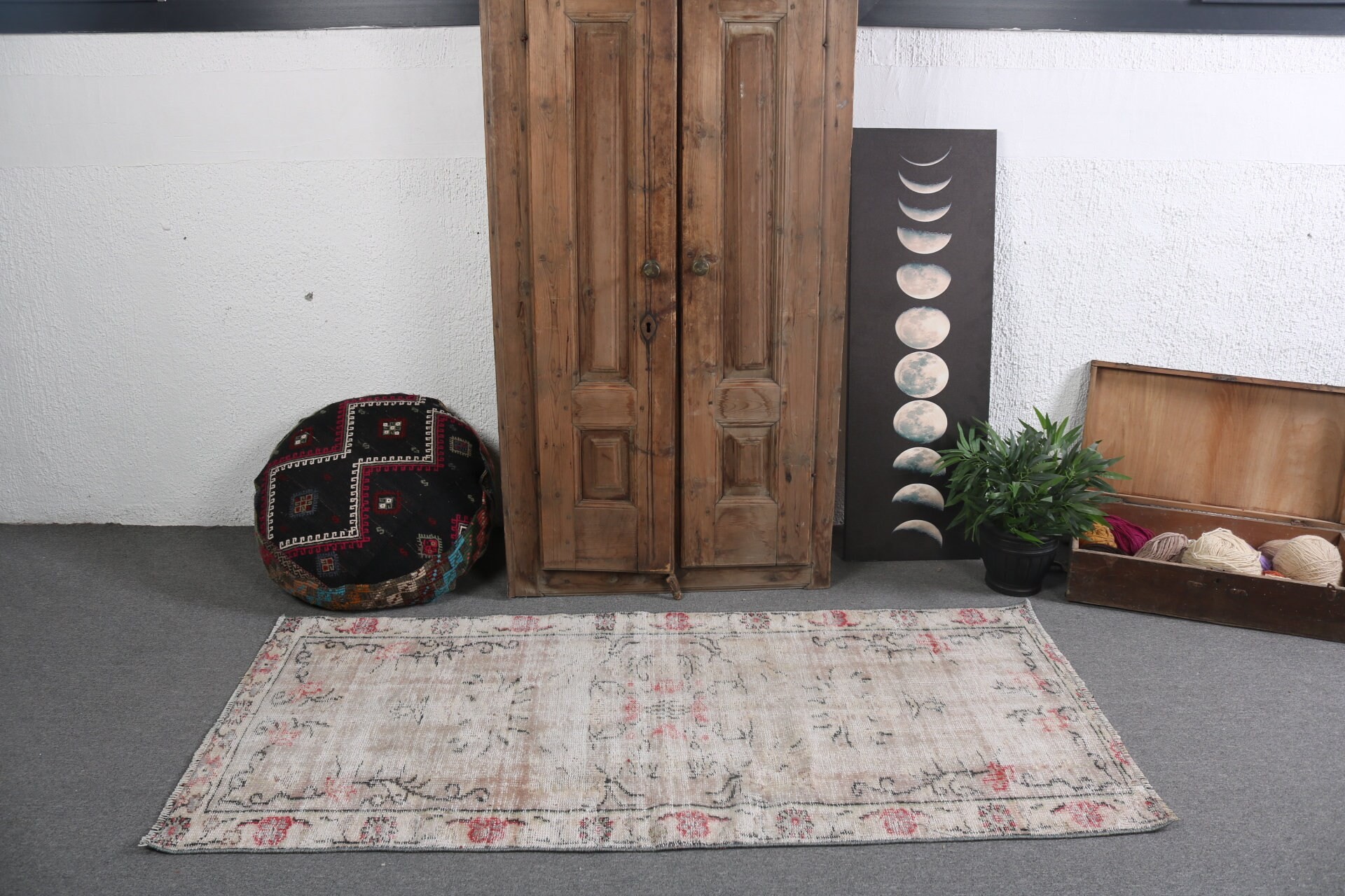 Bej Anadolu Halıları, Çocuk Halıları, Soğuk Halı, Türk Halısı, Oryantal Halı, Çocuk Odası Halıları, Yatak Odası Halıları, Vintage Halılar, 3x6.4 ft Accent Halı