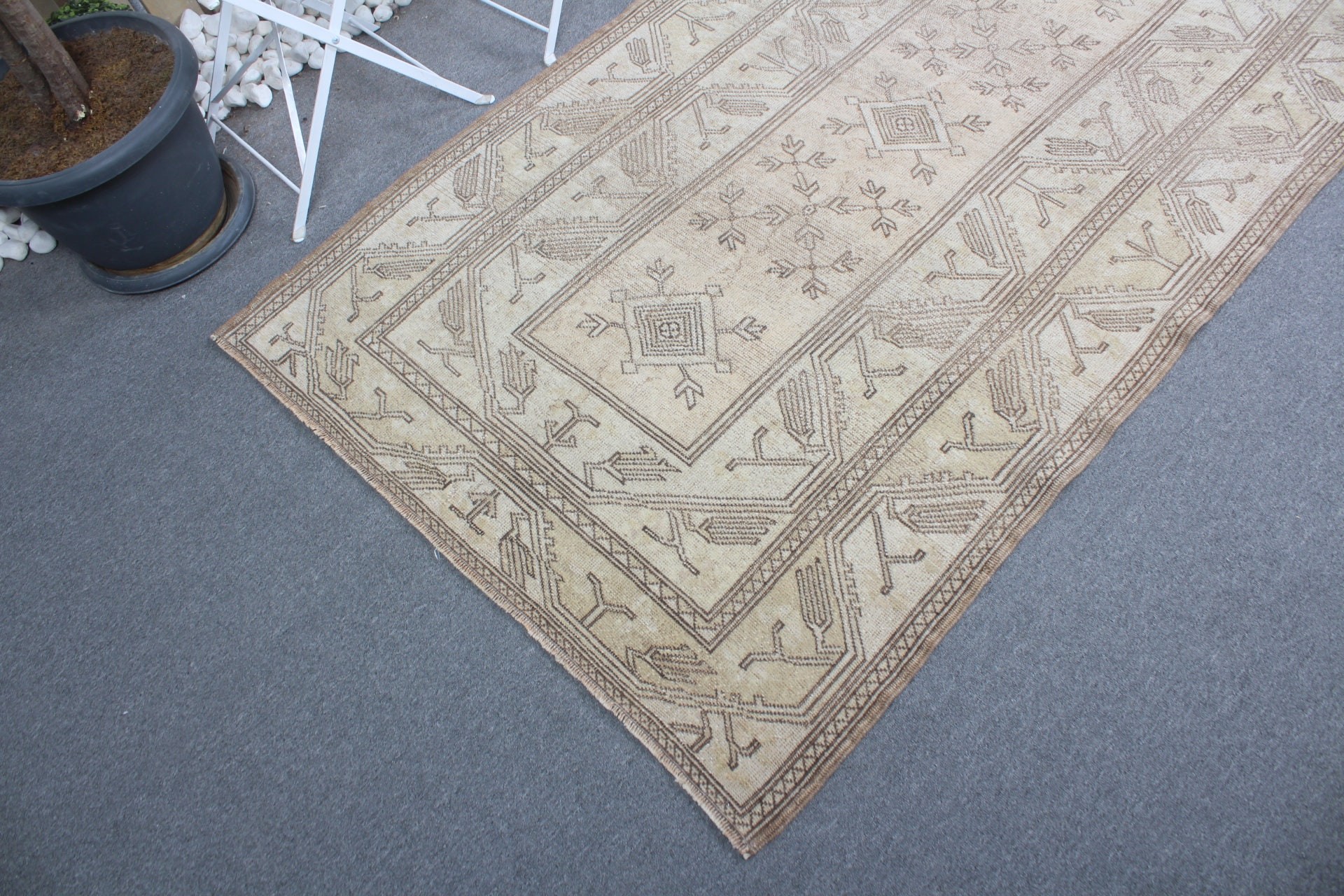 Kitchen Rug, Rugs for Nursery, Beige Cool Rug, Home Decor Rugs, Vintage Rugs, Turkish Rug, Nursery Rugs, 3.8x6.3 ft Accent Rug, Cool Rugs