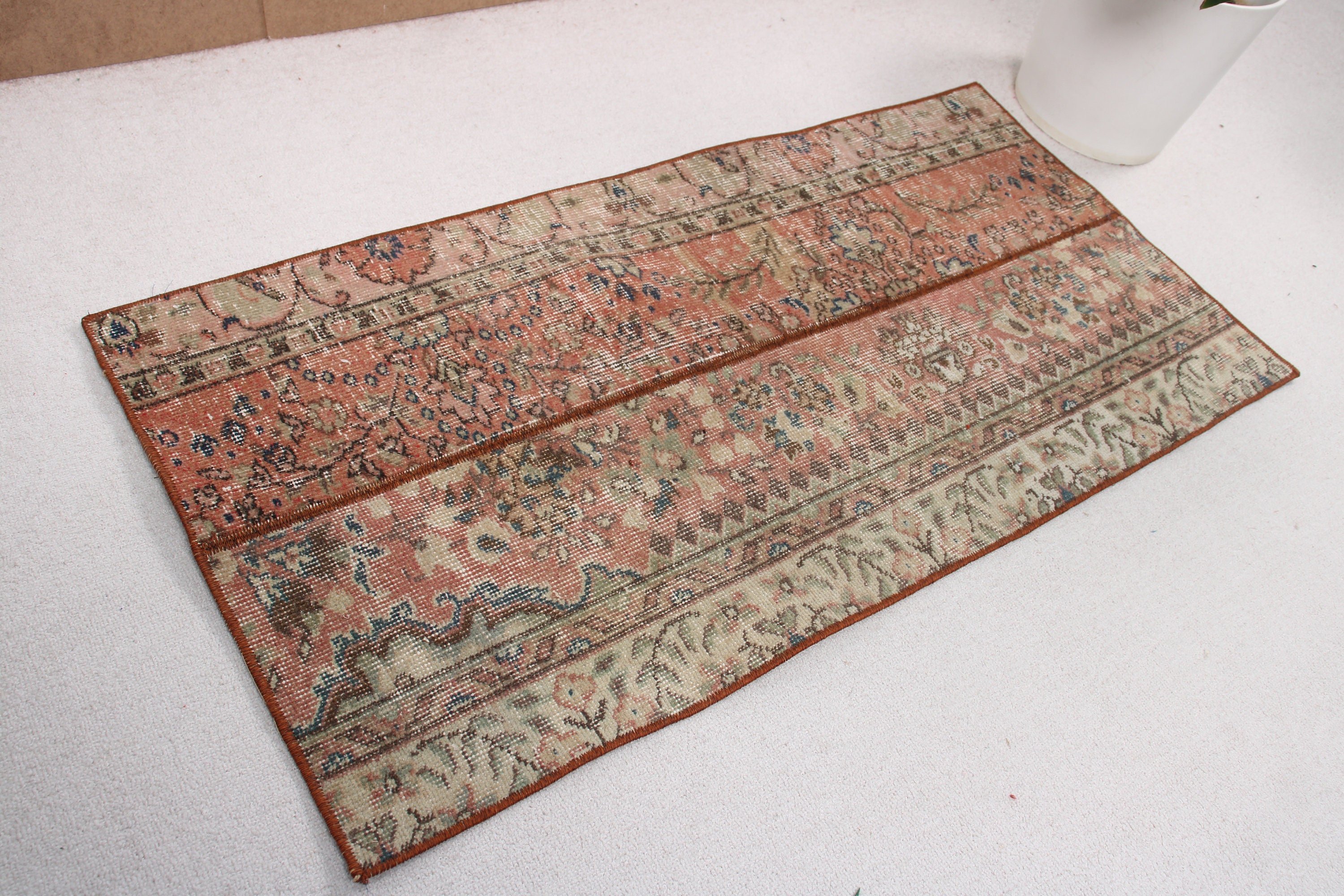 Kapı Paspası Halısı, Vintage Halılar, Türk Halıları, Kırmızı Yün Halı, Banyo Halıları, Düz Dokuma Halı, 1.9x3.9 ft Küçük Halılar, Küçük Boho Halısı, Mutfak Halısı