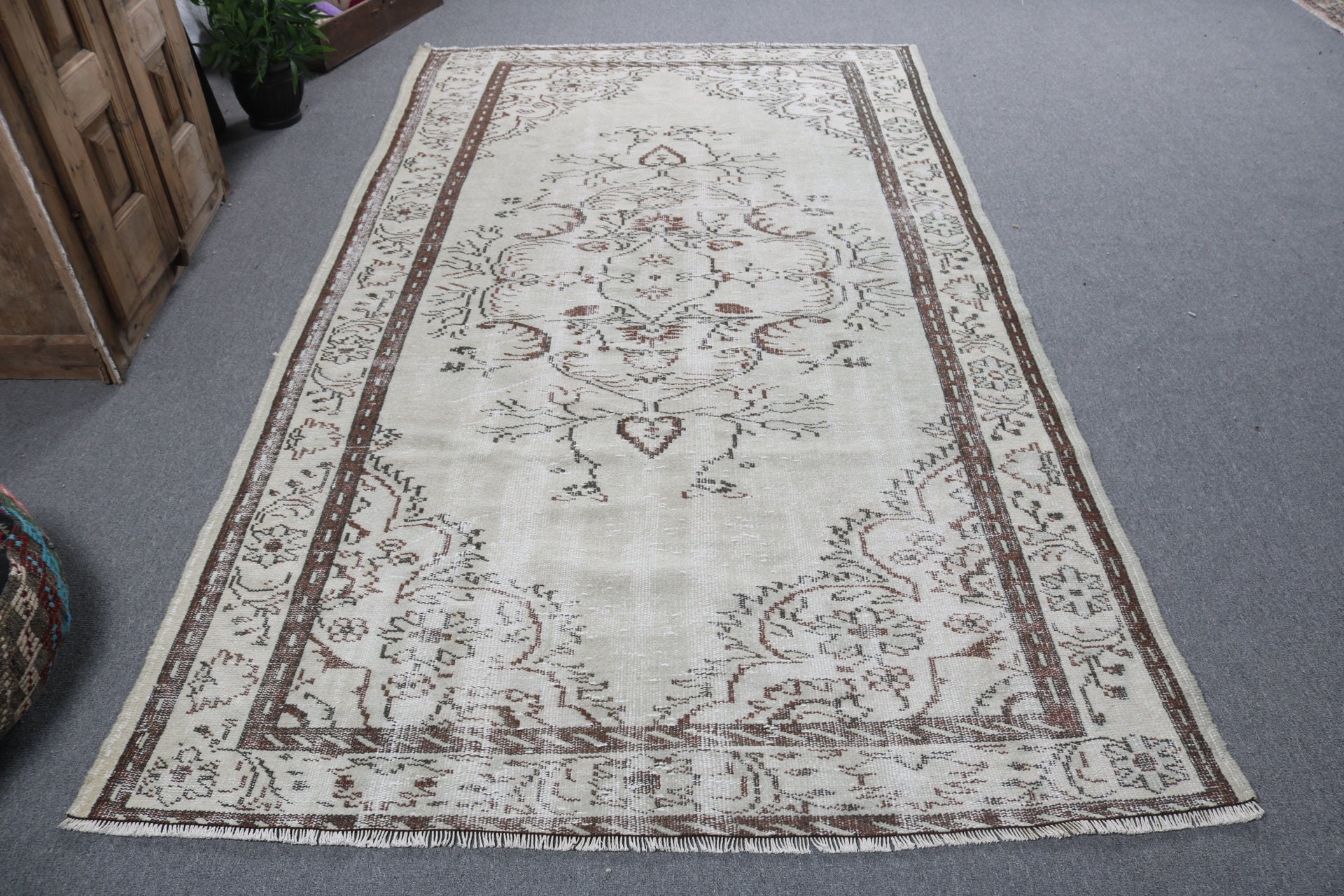 Oturma Odası Halıları, Kabile Halısı, El Dokuma Halısı, Oushak Halısı, Yeşil Lüks Halısı, Türk Halısı, Vintage Halıları, 5.3x9.5 ft Büyük Halısı, Yemek Odası Halısı