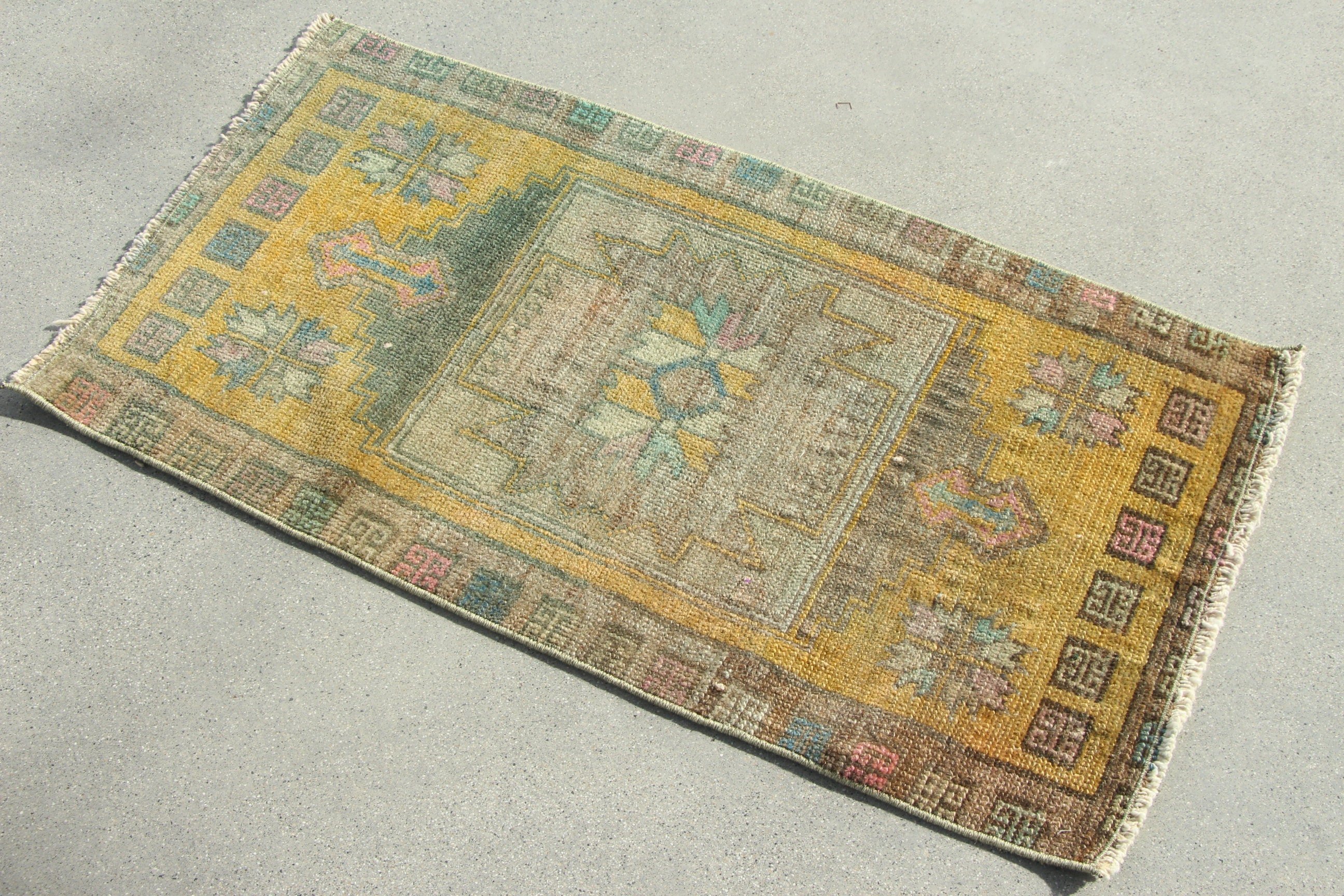 Floor Rug, Yellow Neutral Rugs, Rugs for Nursery, Car Mat Rugs, Nursery Rug, Turkish Rug, 1.7x3 ft Small Rug, Vintage Rugs, Kitchen Rugs