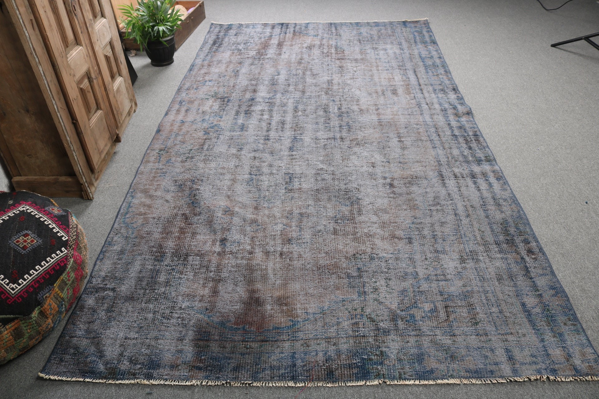 Turkish Rugs, Large Vintage Rugs, Blue  5.6x10.1 ft Large Rug, Living Room Rugs, Oushak Rug, Statement Rugs, Vintage Rug