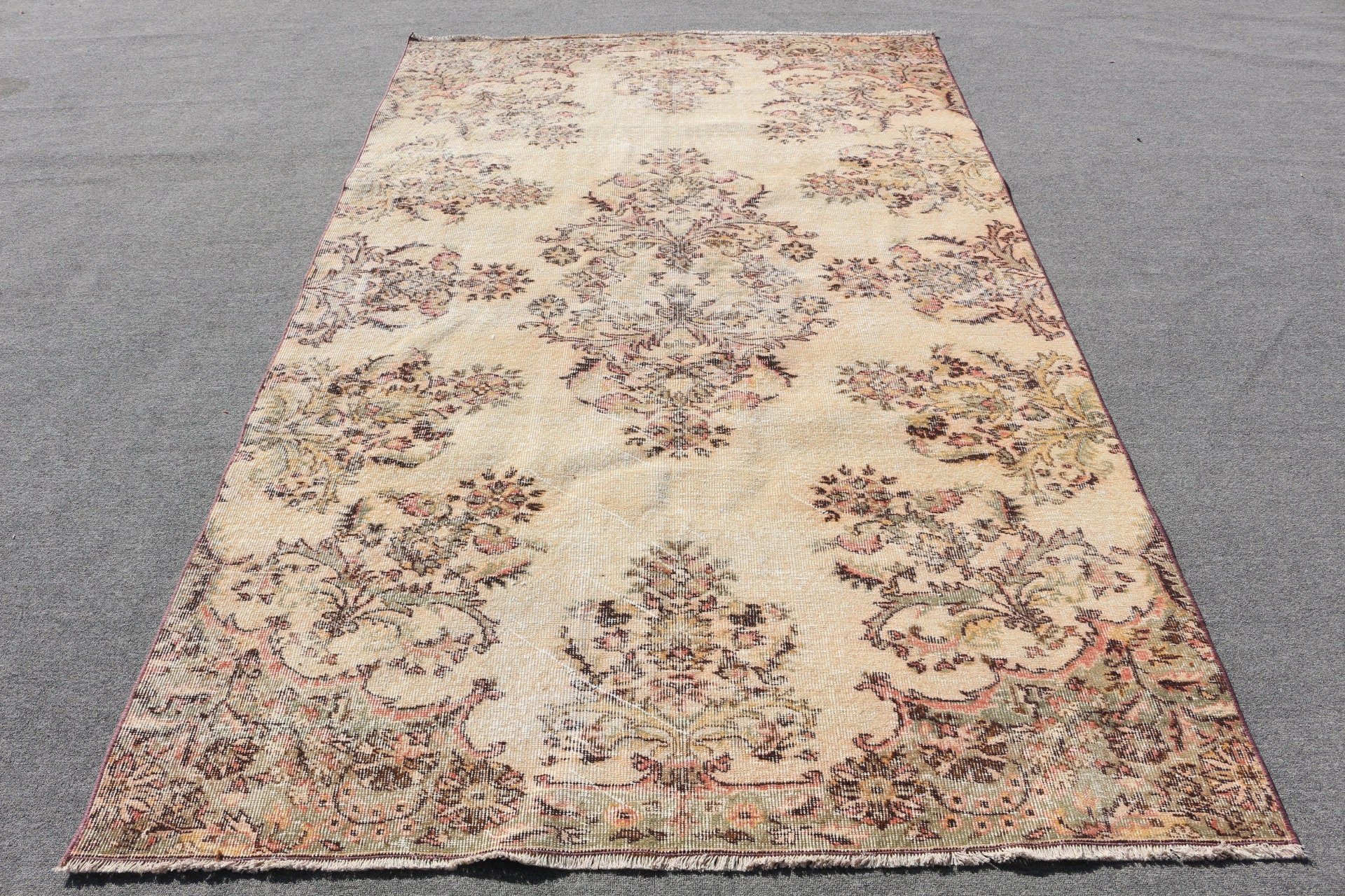 Türk Halıları, 5.4x8.9 ft Büyük Halı, Bej Mutfak Halısı, Oturma Odası Halısı, Havalı Halılar, Salon Halıları, Yatak Odası Halısı, Vintage Halı