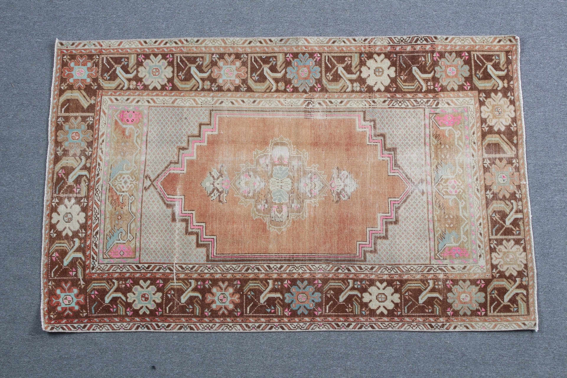 Bedroom Rug, Vintage Rug, Muted Rug, 3.3x5.2 ft Accent Rugs, Kitchen Rugs, Brown Anatolian Rug, Turkish Rug, Nursery Rug