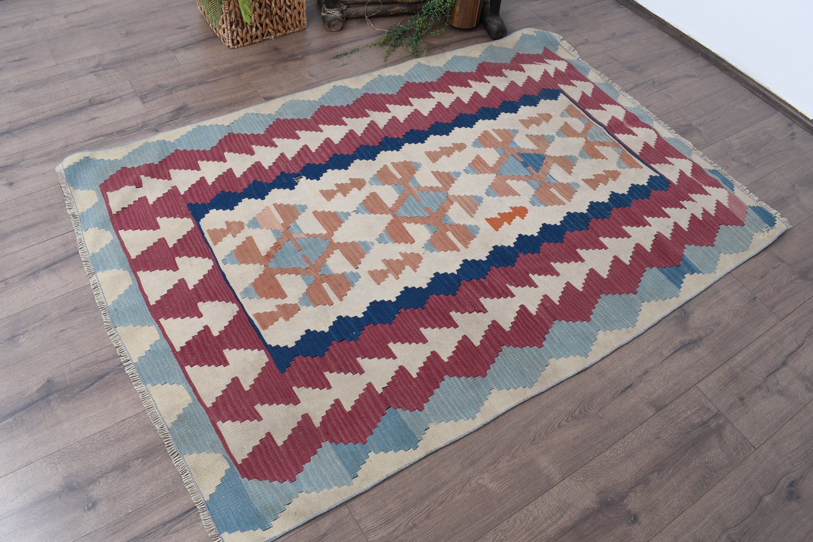 Entry Rug, Vintage Rugs, 3.9x5.8 ft Accent Rug, Kilim, Anatolian Rugs, Antique Rugs, Turkish Rugs, Beige Kitchen Rugs, Rugs for Kitchen