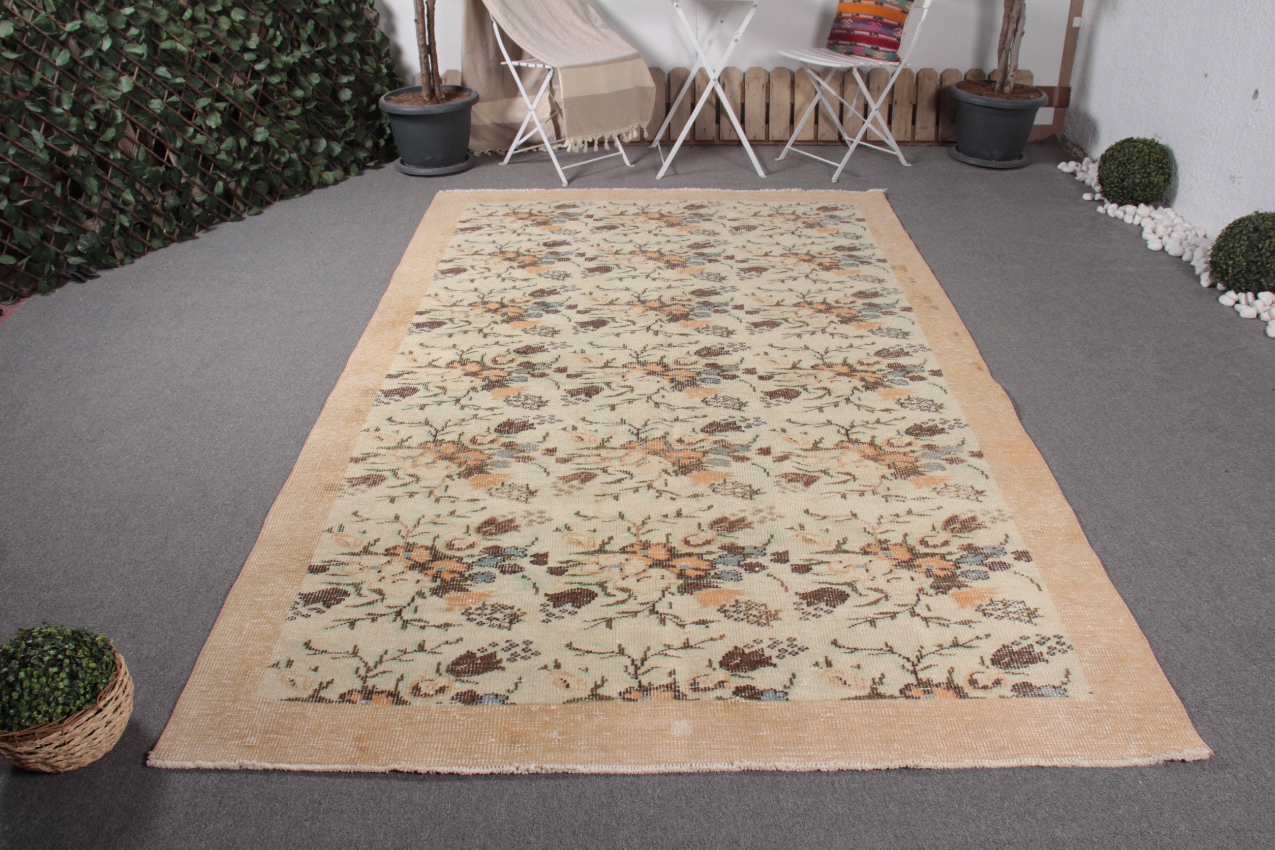 Vintage Rug, Beige Floor Rugs, Bedroom Rug, Living Room Rug, 5.6x9.2 ft Large Rug, Turkish Rug, Home Decor Rug, Vintage Decor Rug, Cool Rug