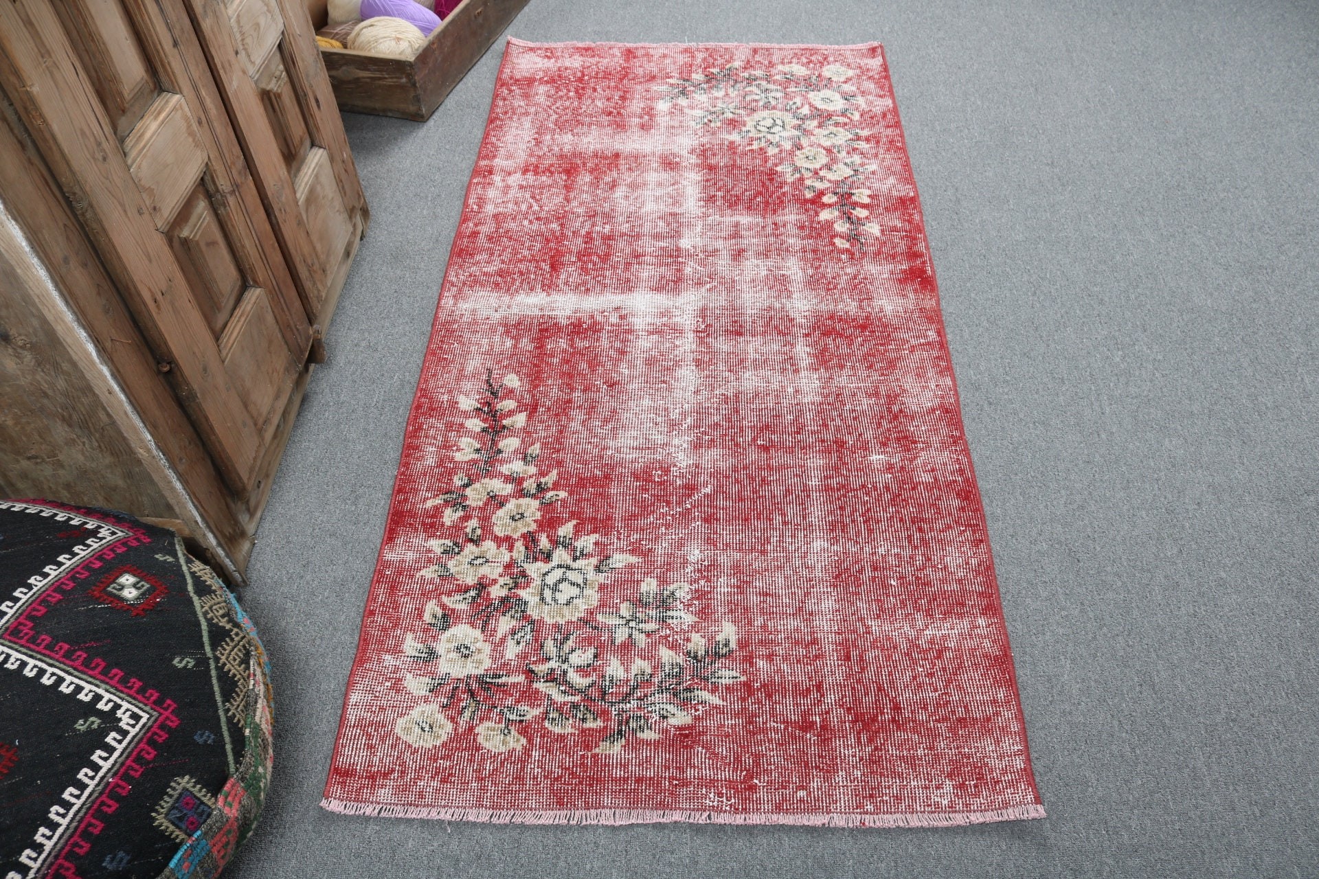 Red  2.9x5.9 ft Accent Rugs, Bedroom Rug, Home Decor Rug, Decorative Rugs, Turkish Rugs, Vintage Rug, Rugs for Decorative