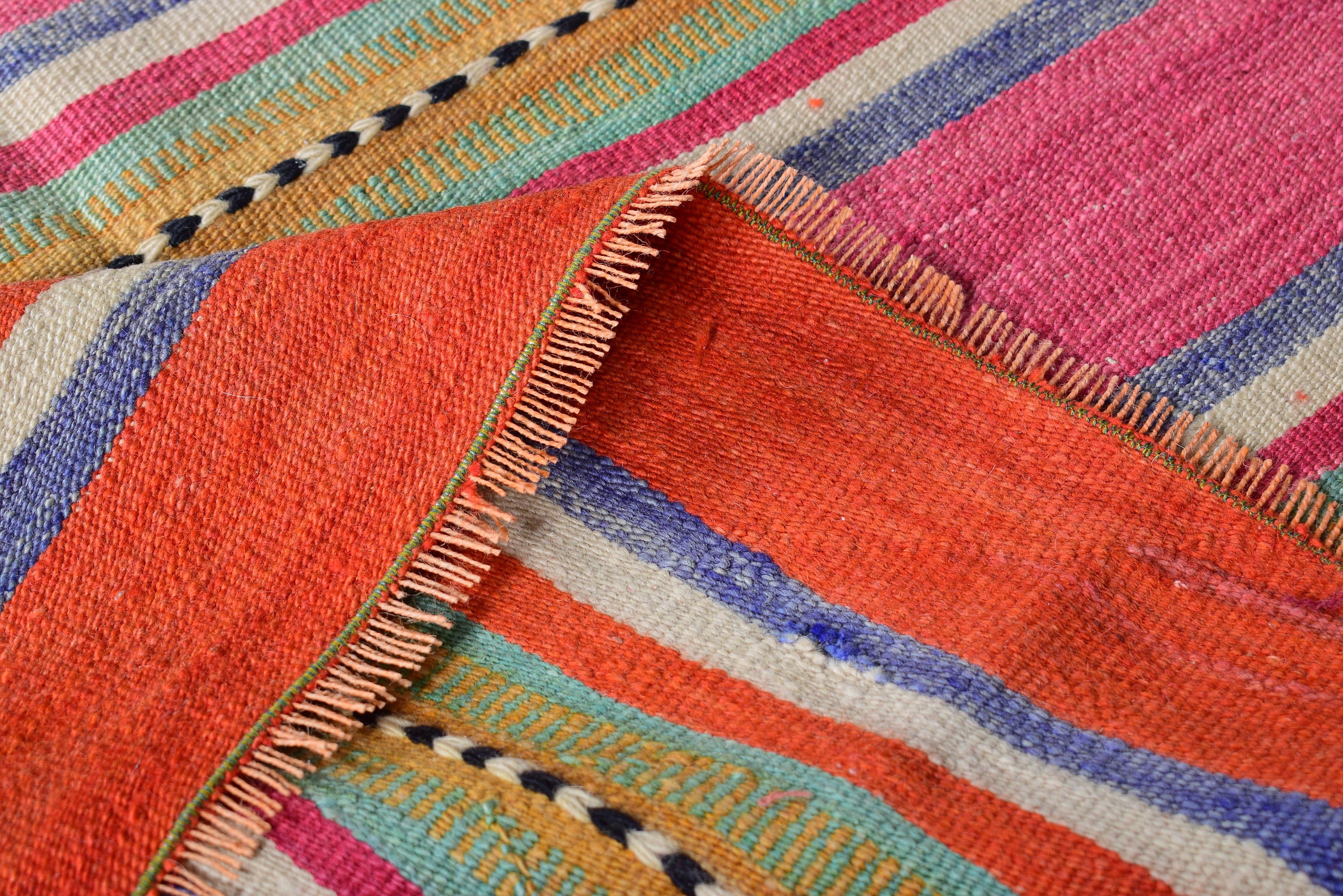 Vintage Accent Halı, Türk Halıları, Pembe Anadolu Halıları, Vintage Halılar, Kilim, Çocuk Halısı, Düz Dokuma Halı, Oushak Halıları, 4x5.3 ft Accent Halıları