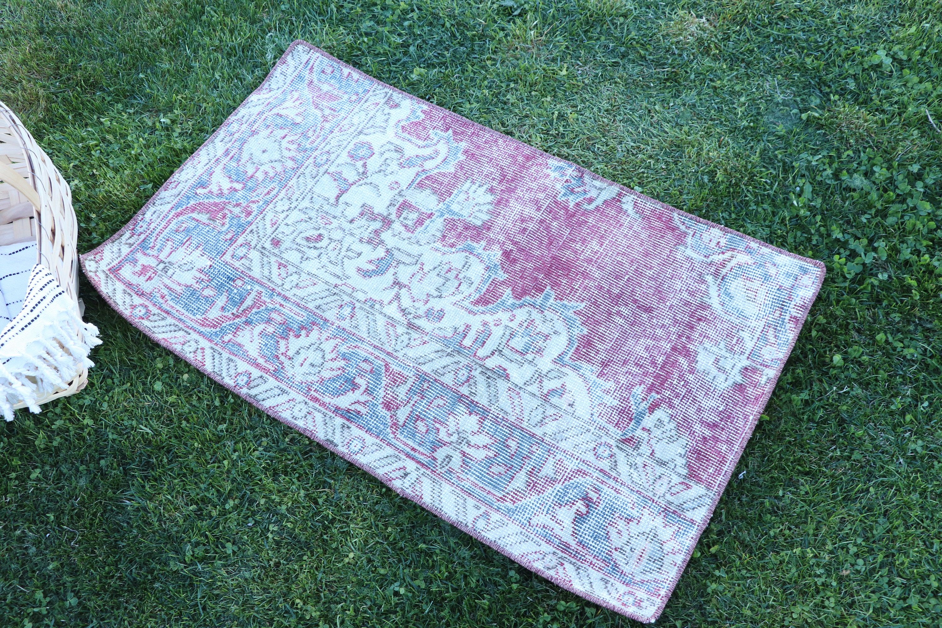 Vintage Halılar, Türk Halıları, 1.7x2.8 ft Küçük Halı, Ofis Halısı, Düz Dokuma Halı, Oryantal Halılar, Mor Açıklama Halısı, Banyo Halısı, Araba Paspas Halısı