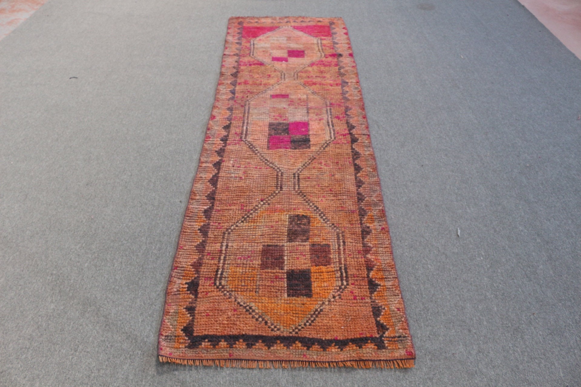 Turuncu Antika Halılar, Koridor Halıları, Vintage Halı, Yatak Odası Halıları, Koridor Halıları, Türk Halısı, Anadolu Halısı, 2.6x9.1 ft Yolluk Halıları