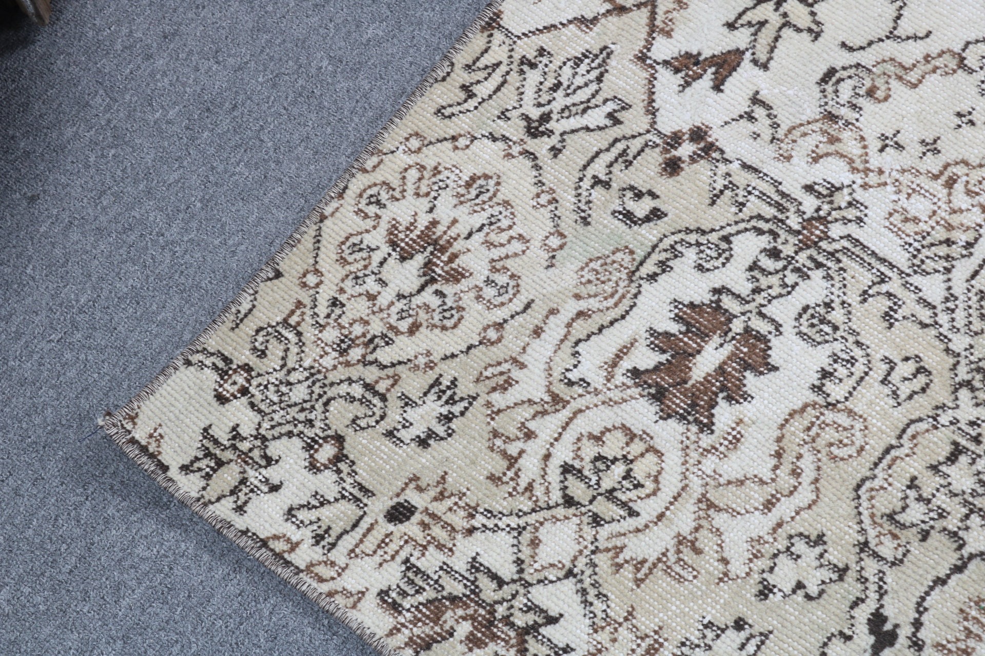 Vintage Rugs, Decorative Rugs, Neutral Rug, Nursery Rugs, 2.7x6.5 ft Accent Rugs, Turkish Rug, Anatolian Rugs, Beige Oriental Rugs