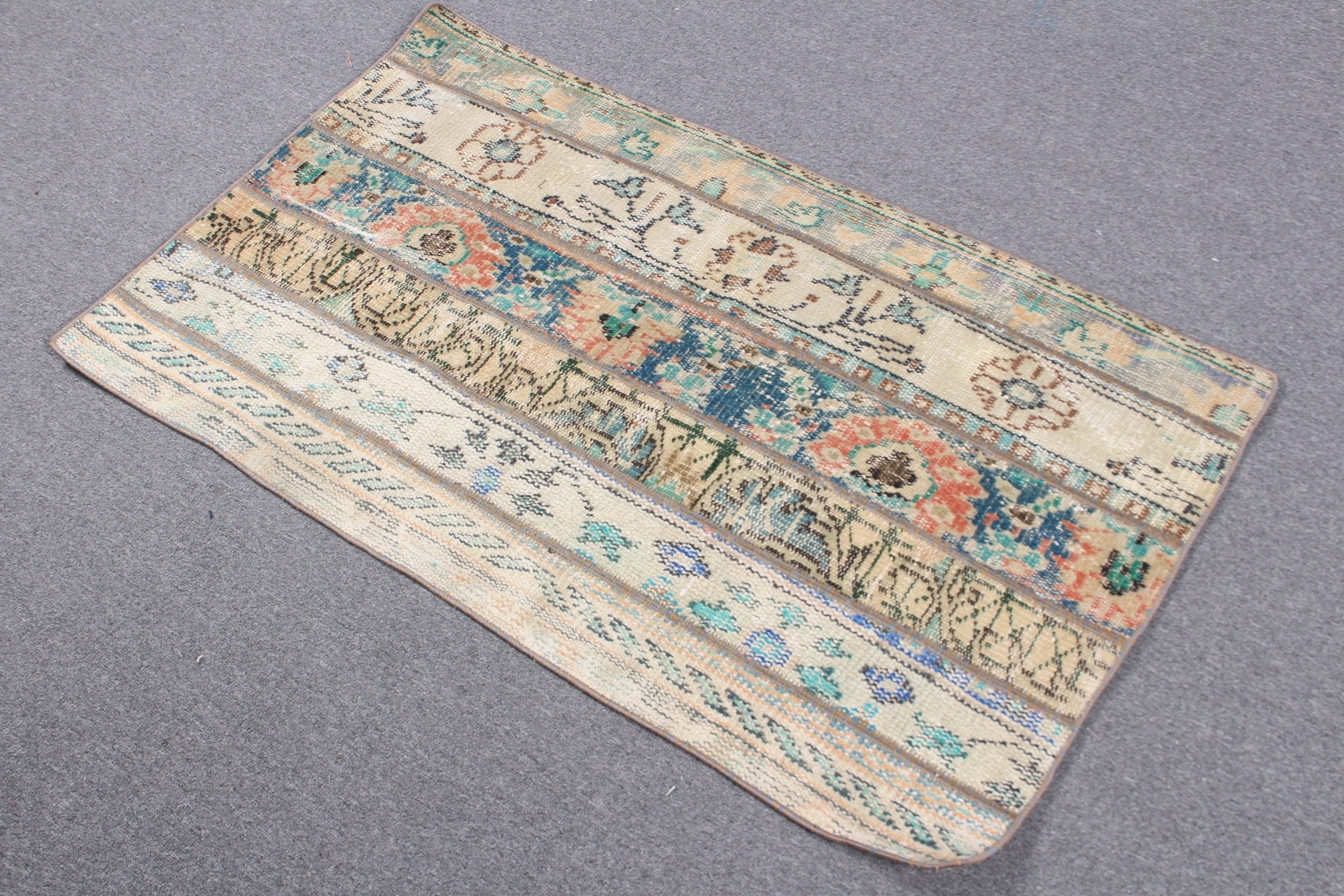 Mutfak Halıları, Vintage Halı, Bej Mutfak Halısı, 2,3x3,9 ft Küçük Halı, Mutfak Halısı, Banyo Halısı, Düz Dokuma Halı, Fas Halısı, Türk Halısı