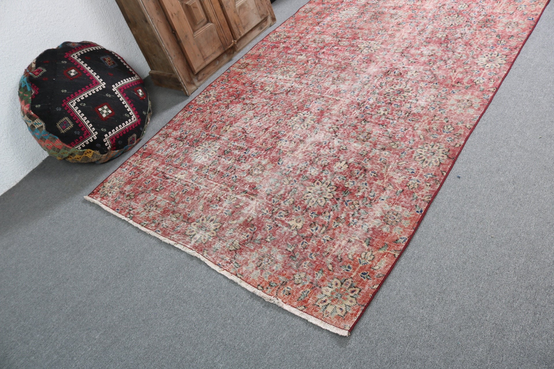 Home Decor Rug, Vintage Rug, 4.7x8.2 ft Area Rug, Boho Rugs, Turkish Rugs, Dining Room Rugs, Living Room Rugs, Rugs for Area, Red Wool Rug