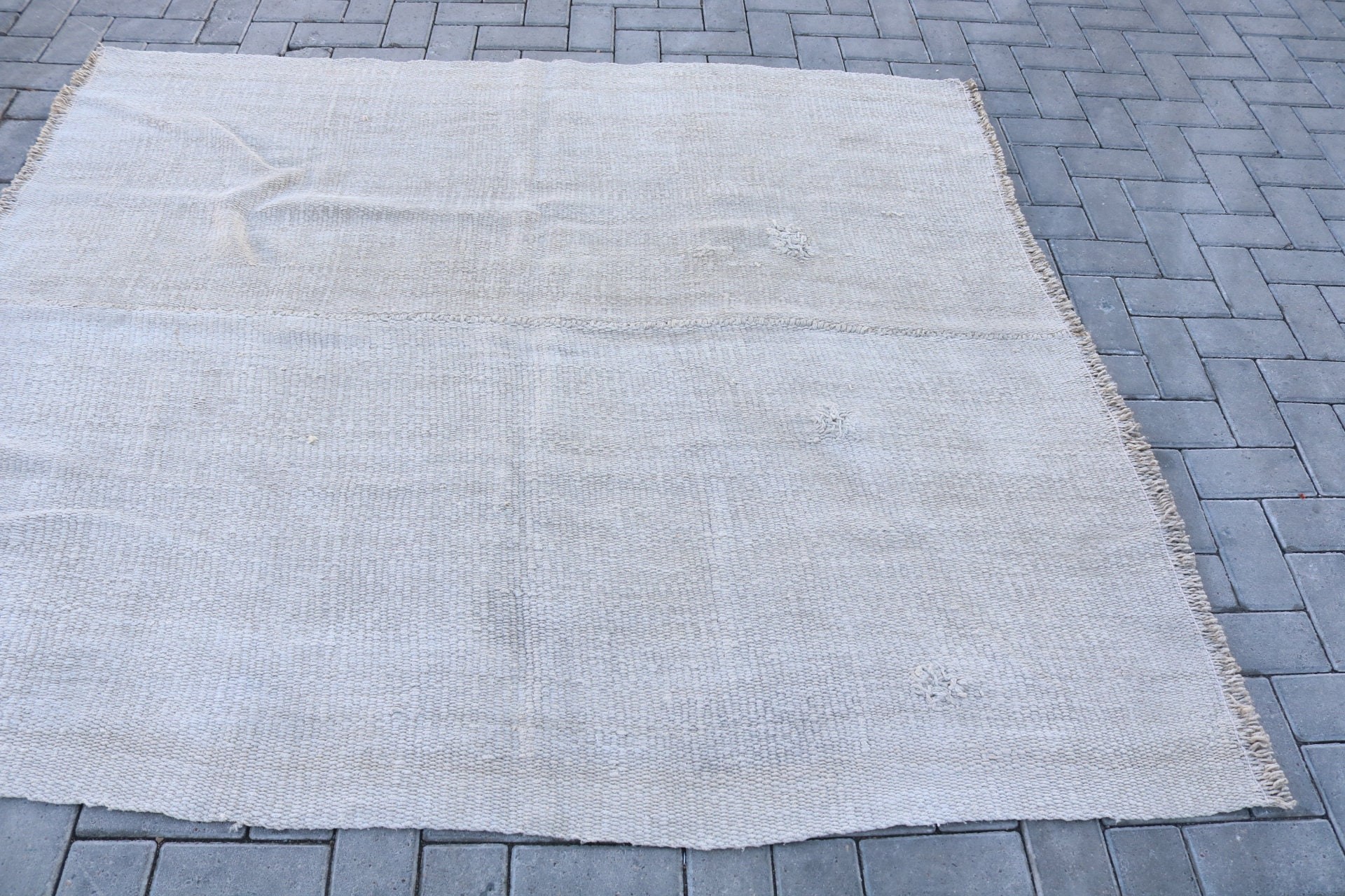 Türk Halısı, Mutfak Halıları, Oturma Odası Halısı, 5.4x6.1 ft Alan Halıları, Oushak Halısı, İç Mekan Halıları, Yurt Halıları, Vintage Halılar, Çocuk Odası Halıları