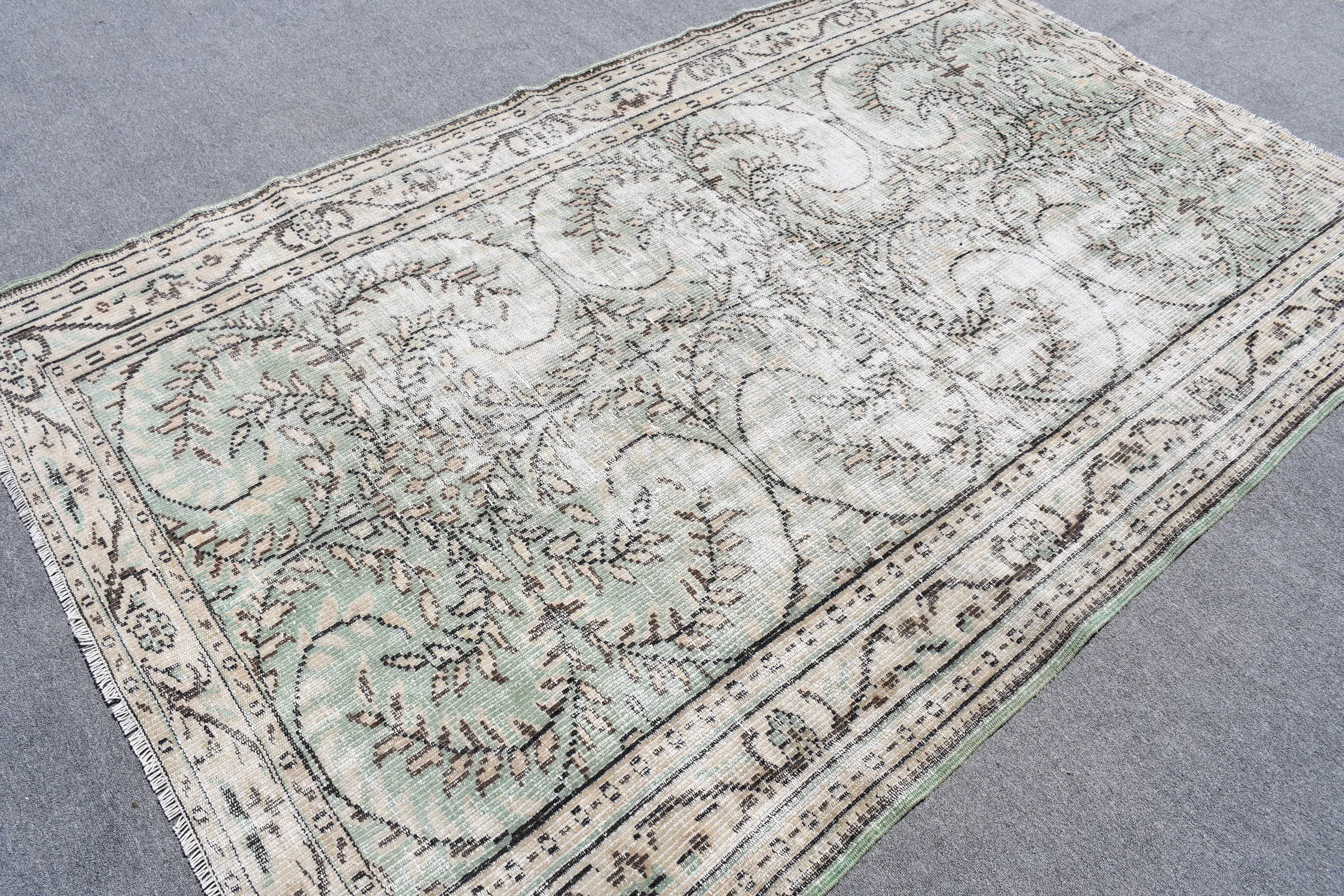 Vintage Rugs, Oriental Rugs, Home Decor Rugs, Turkish Rugs, Salon Rug, Green Anatolian Rug, 5.5x8.7 ft Large Rugs, Dining Room Rugs