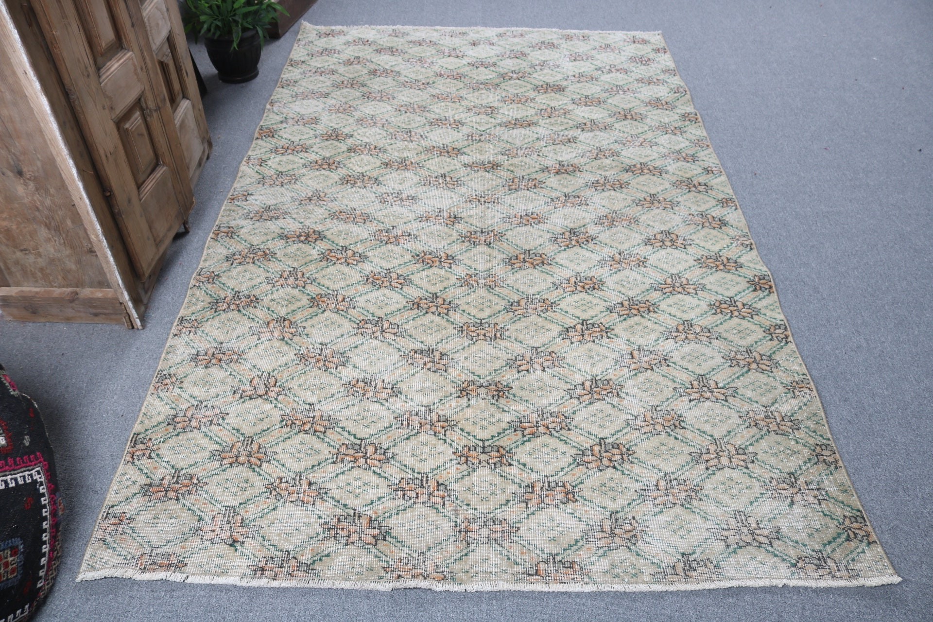 Salon Rugs, Vintage Rugs, Oriental Rugs, Geometric Rug, Outdoor Rugs, Green Anatolian Rugs, Turkish Rug, 5.1x8.2 ft Large Rugs, Bedroom Rug