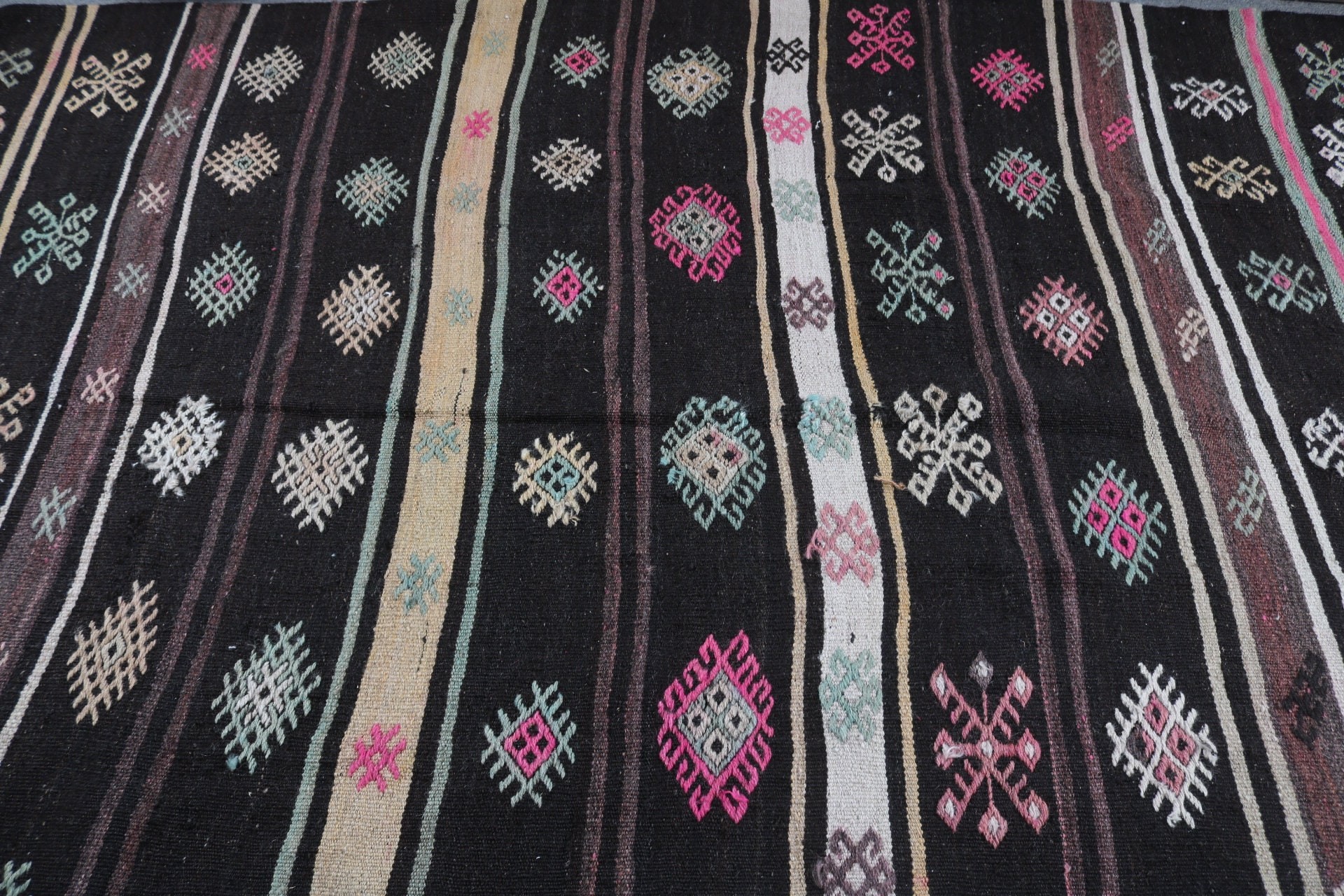 Mutfak Halıları, Siyah Lüks Halılar, Yemek Odası Halısı, Vintage Halılar, Oturma Odası Halısı, Antika Halı, 6.5x8.8 ft Büyük Halı, Türk Halıları, Kilim