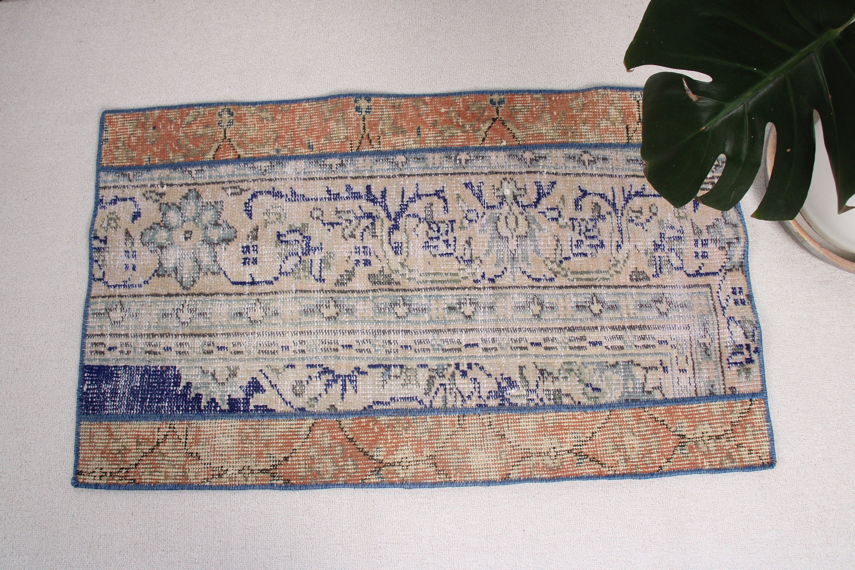 Oryantal Halılar, Anadolu Halısı, Vintage Halı, 1.9x3.2 ft Küçük Halı, Türk Halıları, Küçük Alan Halısı, Mavi Açıklama Halıları, Boho Halısı, Kapı Paspası Halıları