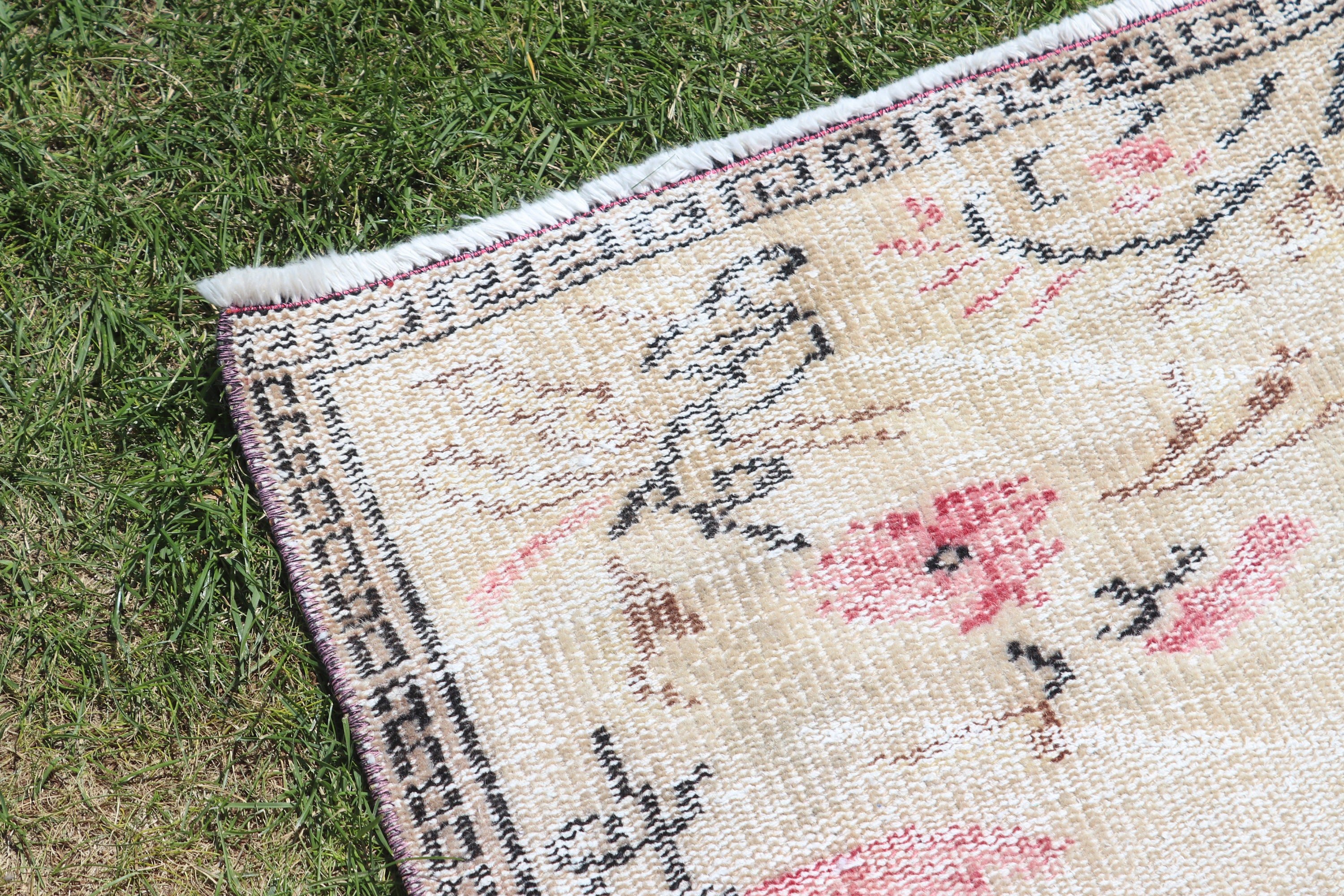 Modern Rugs, Bedroom Rugs, Vintage Rug, Beige Antique Rugs, 3.7x6.8 ft Area Rugs, Living Room Rug, Turkish Rug, Boho Area Rug, Turkey Rug