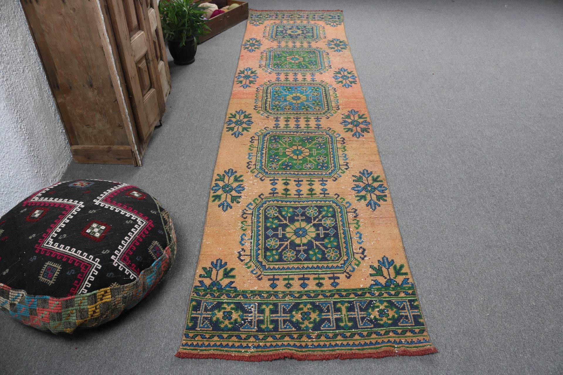 Modern Halı, Anadolu Halıları, 2.7x11.5 ft Yolluk Halıları, Koridor Halıları, Vintage Yolluk Halıları, Vintage Halı, Turuncu El Dokuma Halı, Türk Halıları