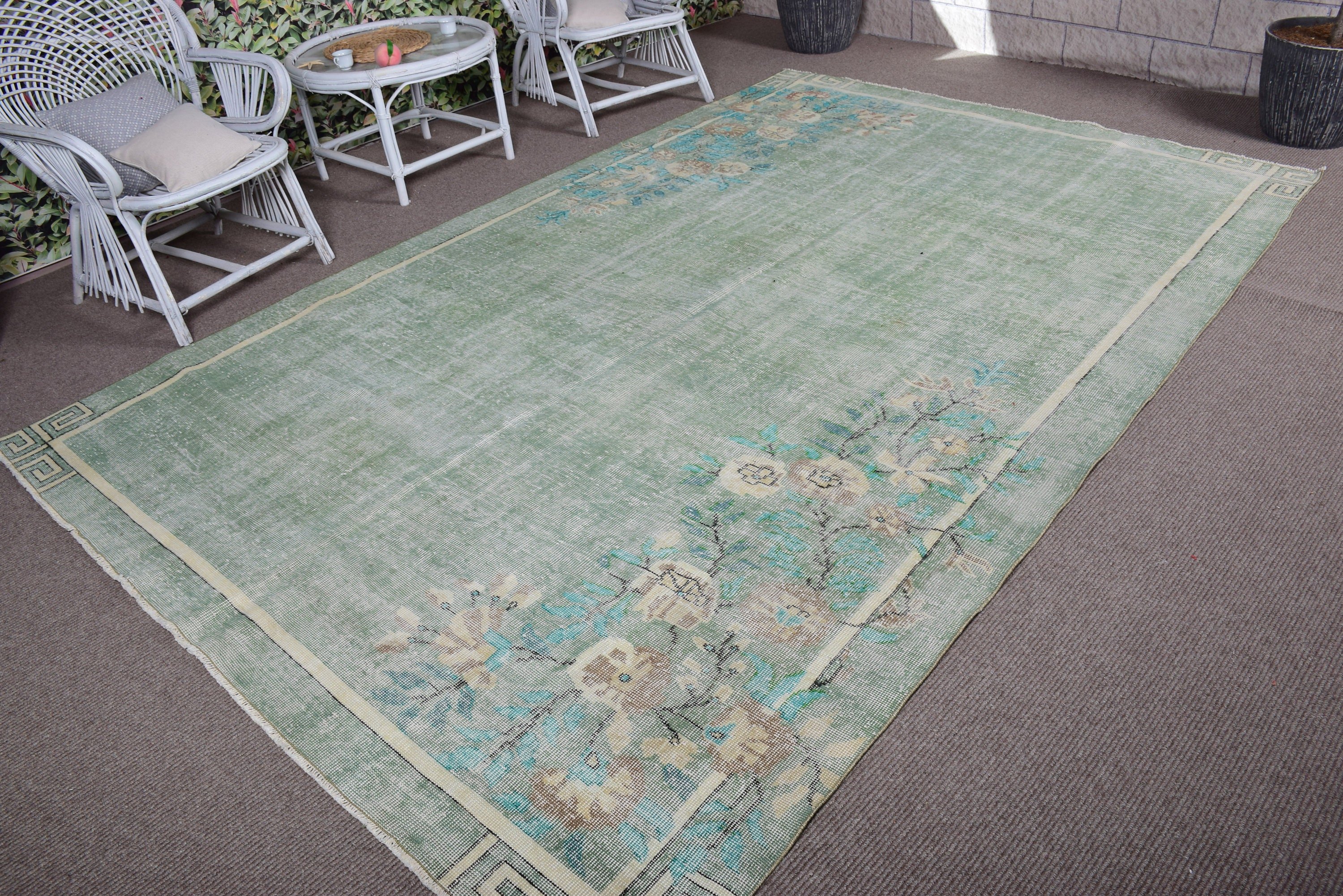 Turkish Rug, Vintage Rug, Oversize Vintage Rug, Green Antique Rug, 7x10.7 ft Oversize Rugs, Living Room Rug, Oushak Rugs, Anatolian Rug