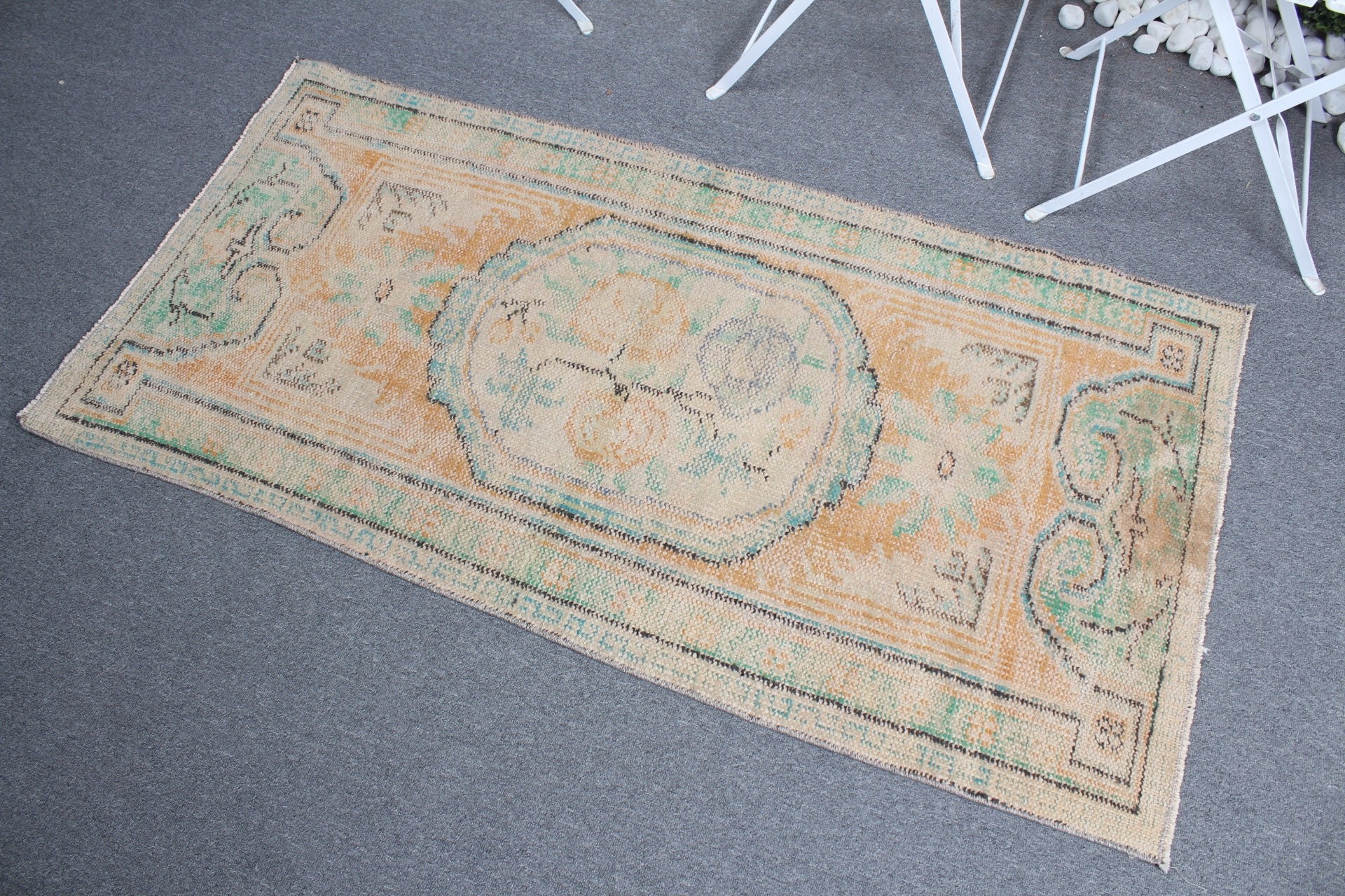 Anadolu Halıları, Turuncu Soğuk Halı, Yatak Odası Halısı, Vintage Halı, Mutfak Halıları, Türk Halıları, Banyo Halısı, 2.1x5 ft Küçük Halı, Estetik Halılar