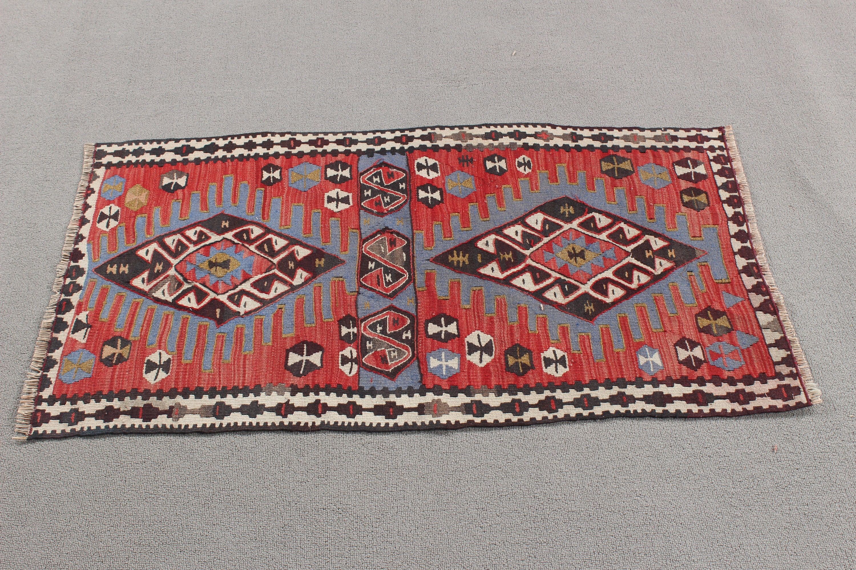 Geometrik Halı, Küçük Vintage Halılar, Kilim, Türk Halıları, Banyo Halıları, 1.9x3.4 ft Küçük Halılar, Vintage Halılar, Havalı Halı, Kırmızı Anadolu Halıları