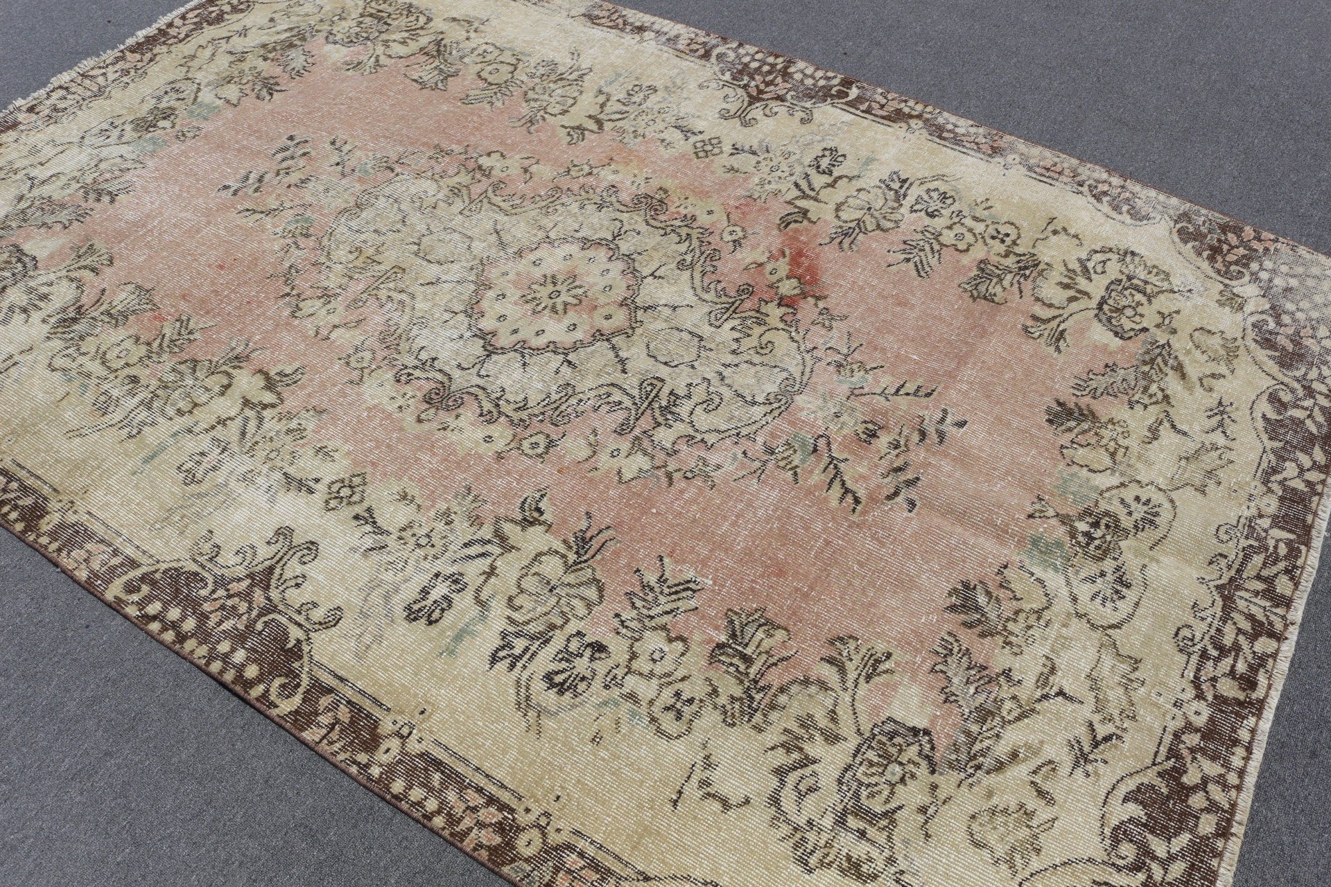 Aesthetic Rugs, Salon Rug, Antique Rug, Anatolian Rugs, Beige Oushak Rug, Vintage Rugs, Turkish Rug, Living Room Rugs, 5.6x8.4 ft Large Rug