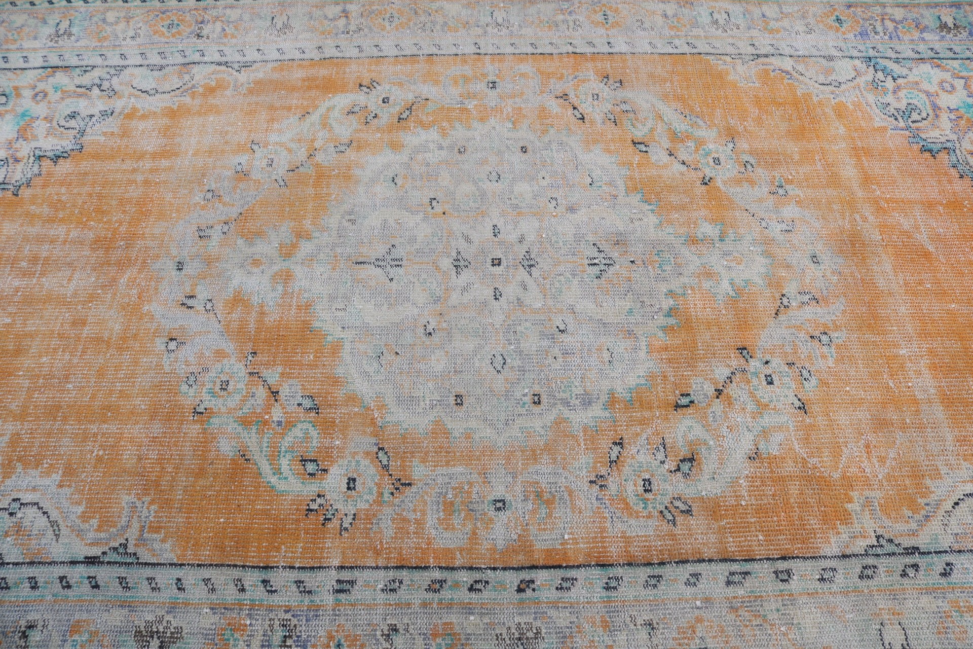 Havalı Halılar, Türk Halıları, Yemek Odası Halısı, Vintage Halılar, Ofis Halısı, Turuncu Oushak Halısı, Yün Halılar, Büyük Vintage Halılar, 5,8x9,4 ft Büyük Halı